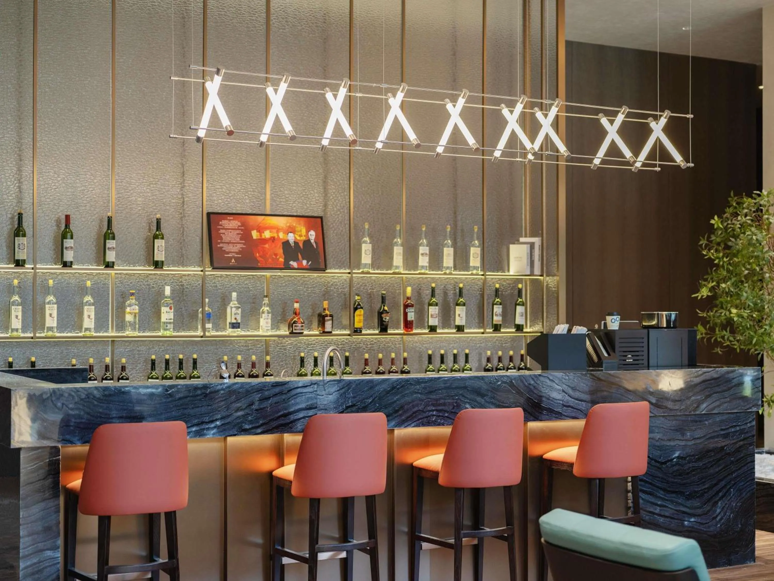 Lounge or bar in Novotel Wuxi