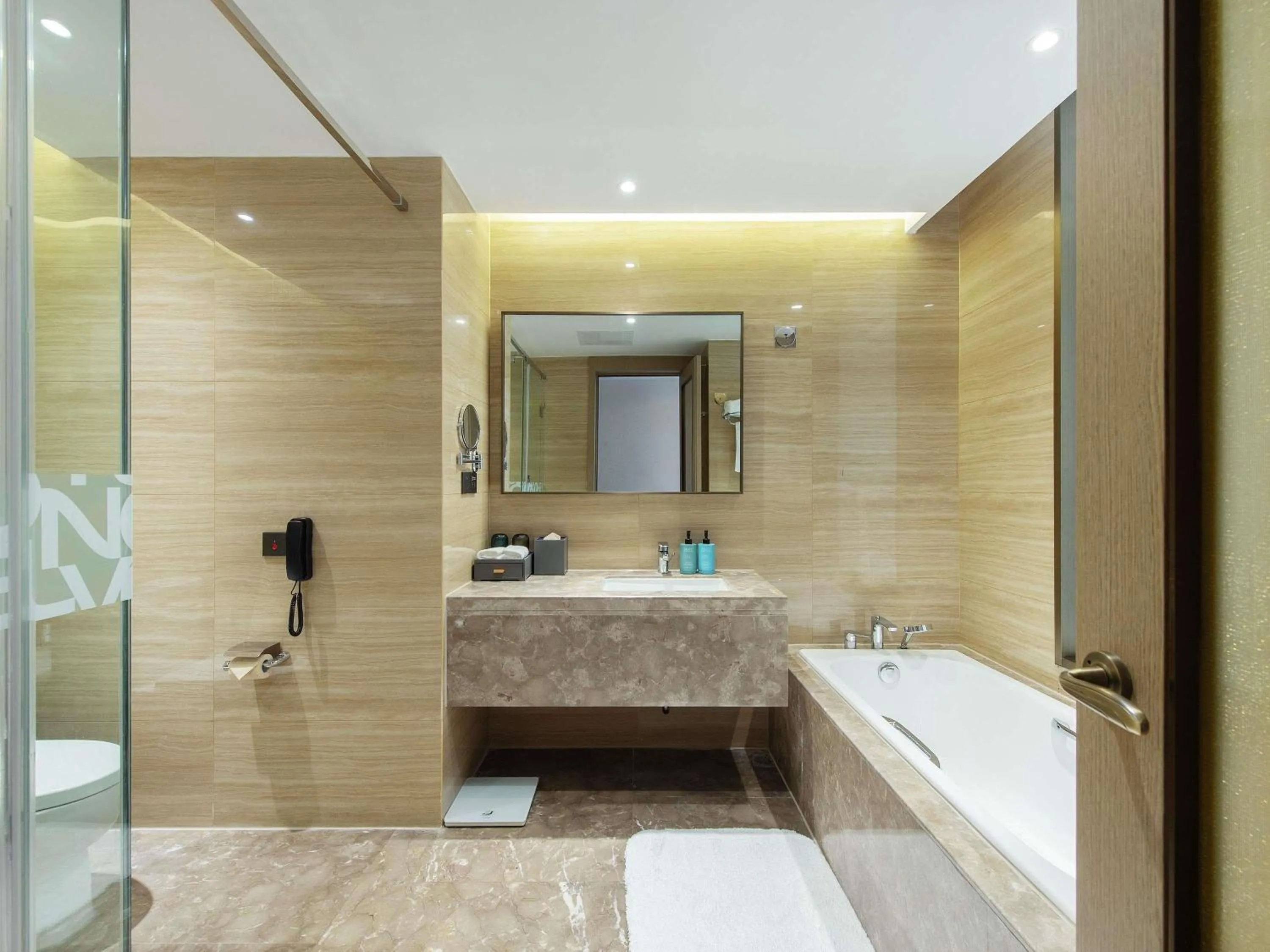 Bedroom in Novotel Wuxi