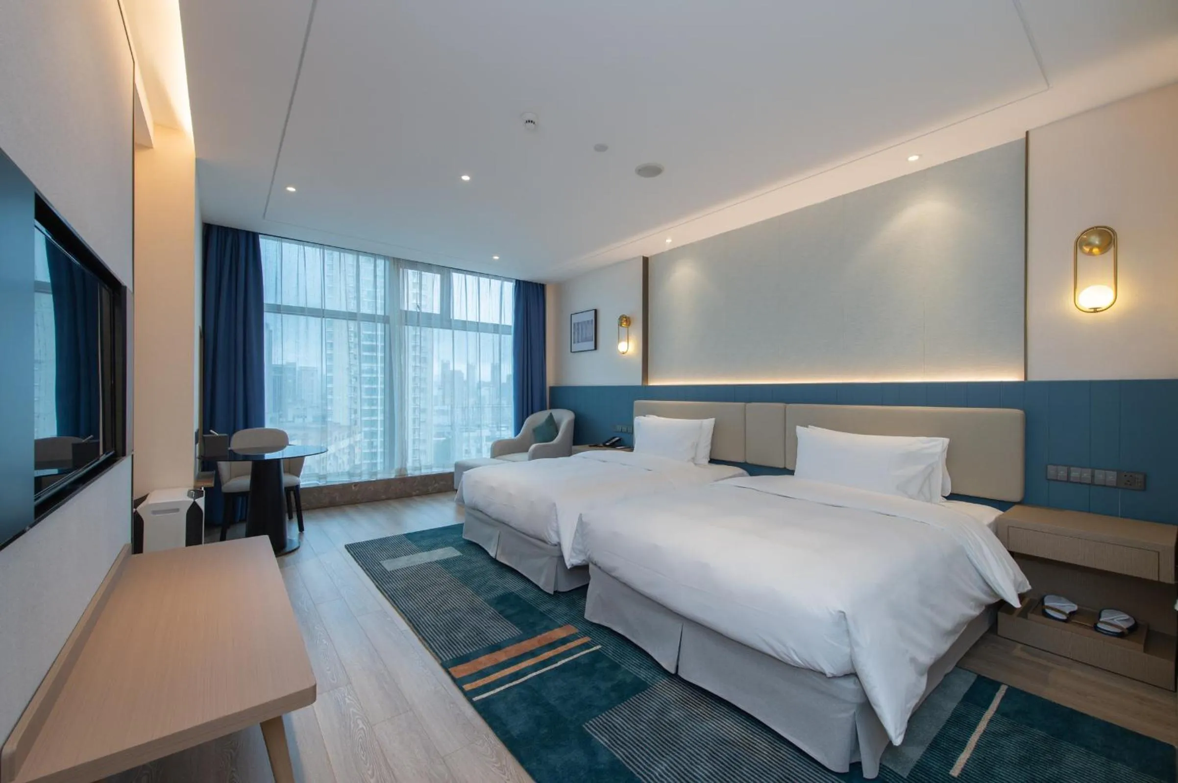 Photo of the whole room, Bed in Novotel Wuxi