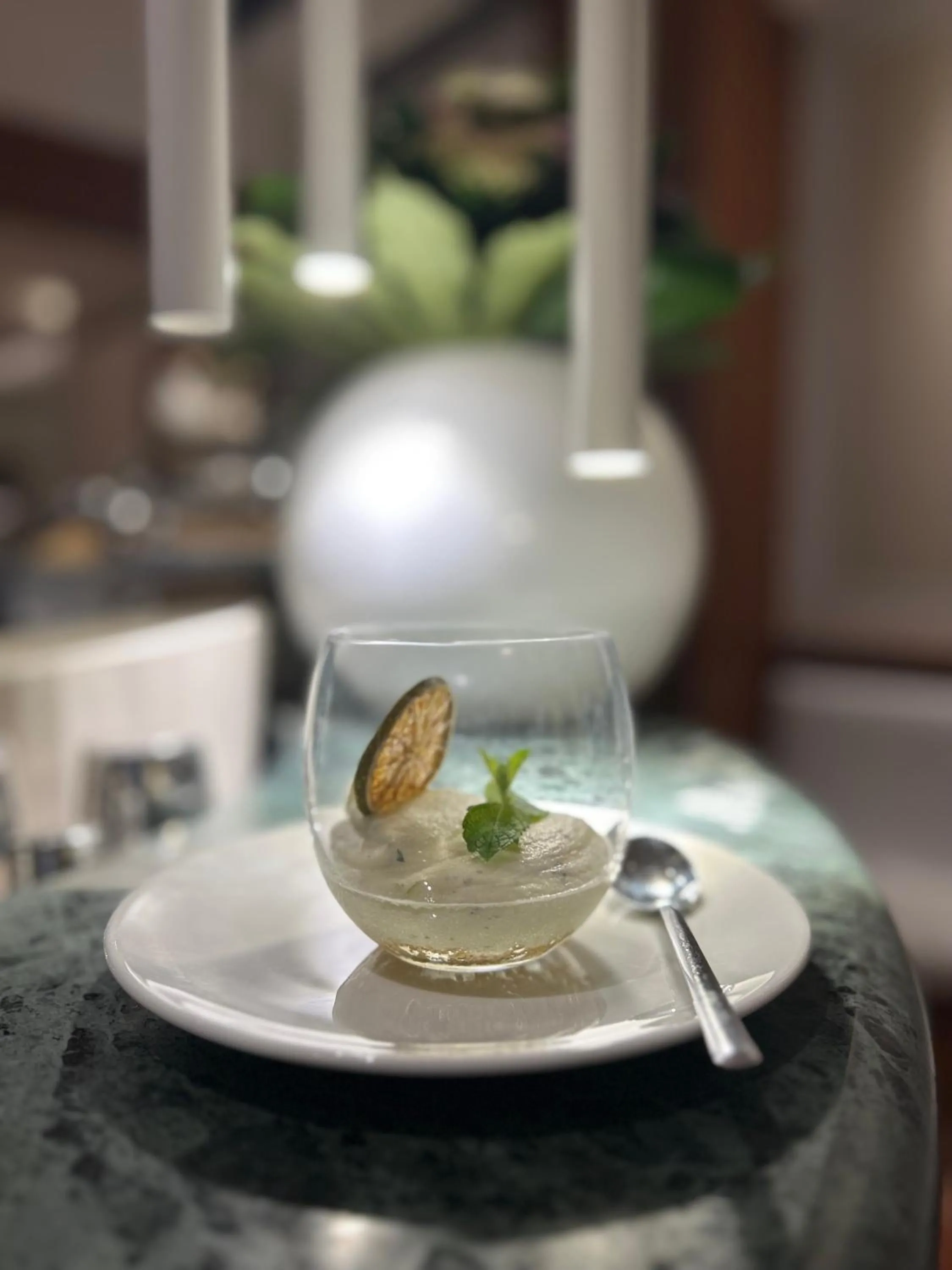 Restaurant/places to eat in Hotel Mirafiori