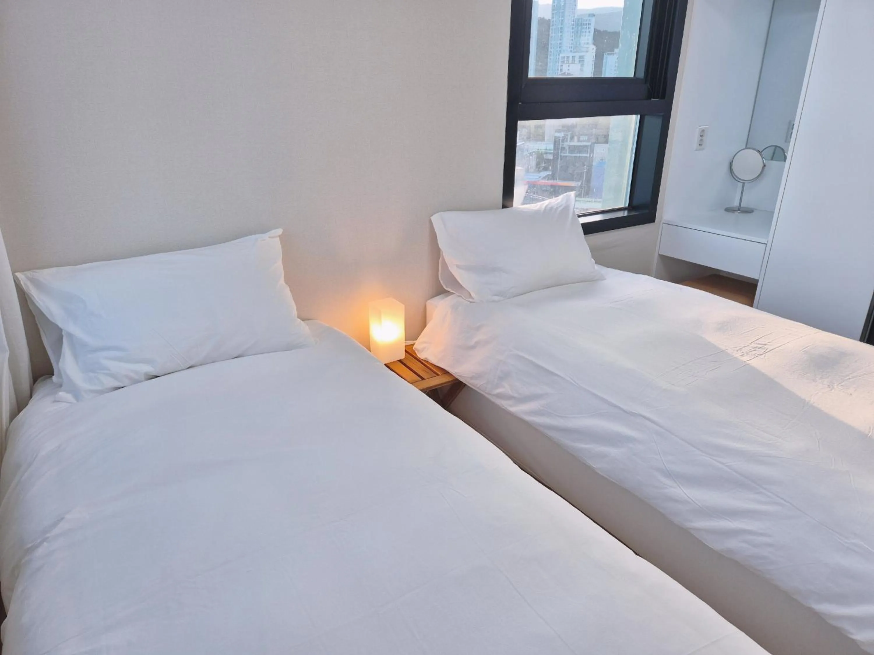 Bed in The First Ocean Songjeong