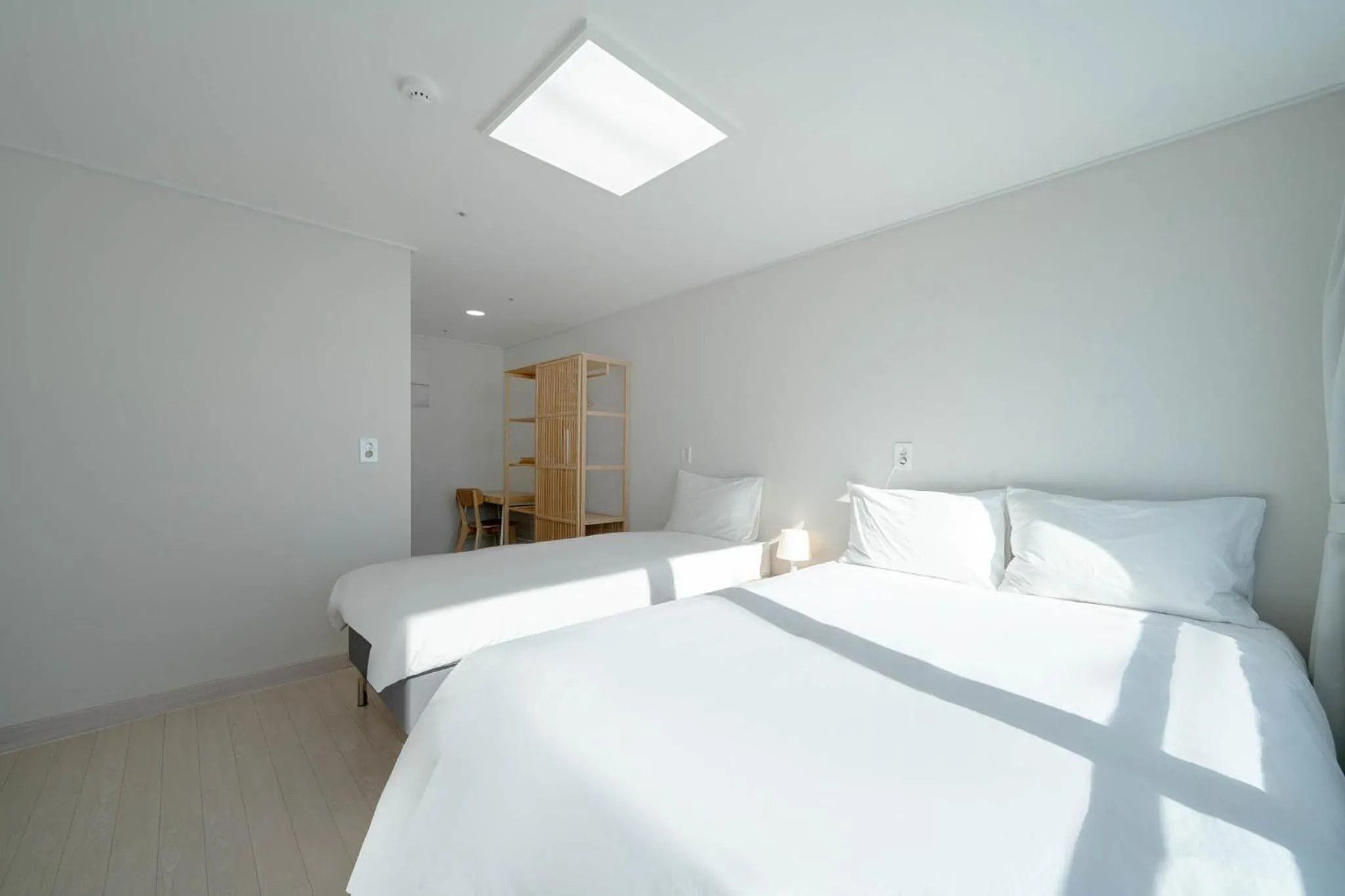 Bed in The First Ocean Songjeong