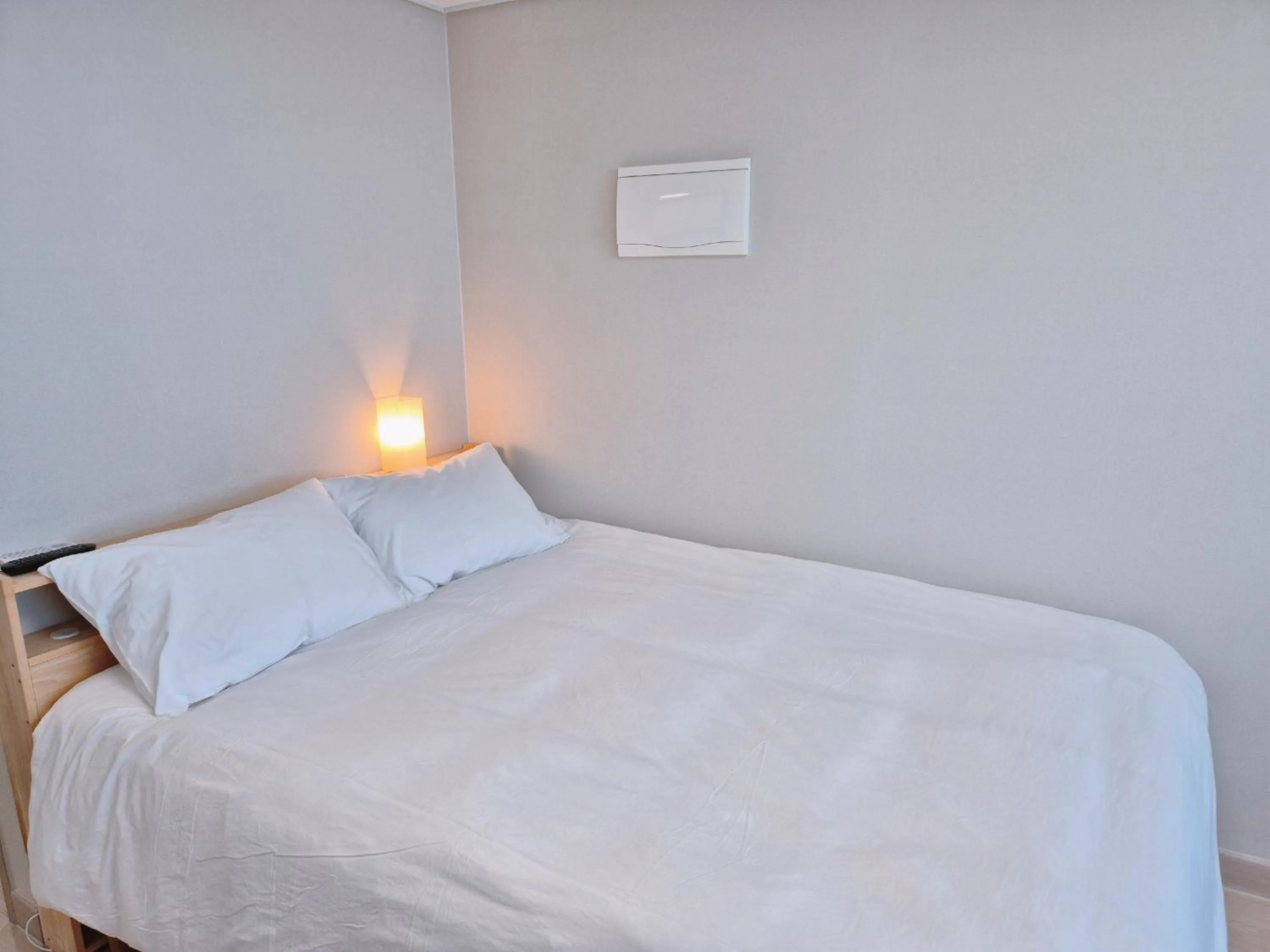 Bed in The First Ocean Songjeong
