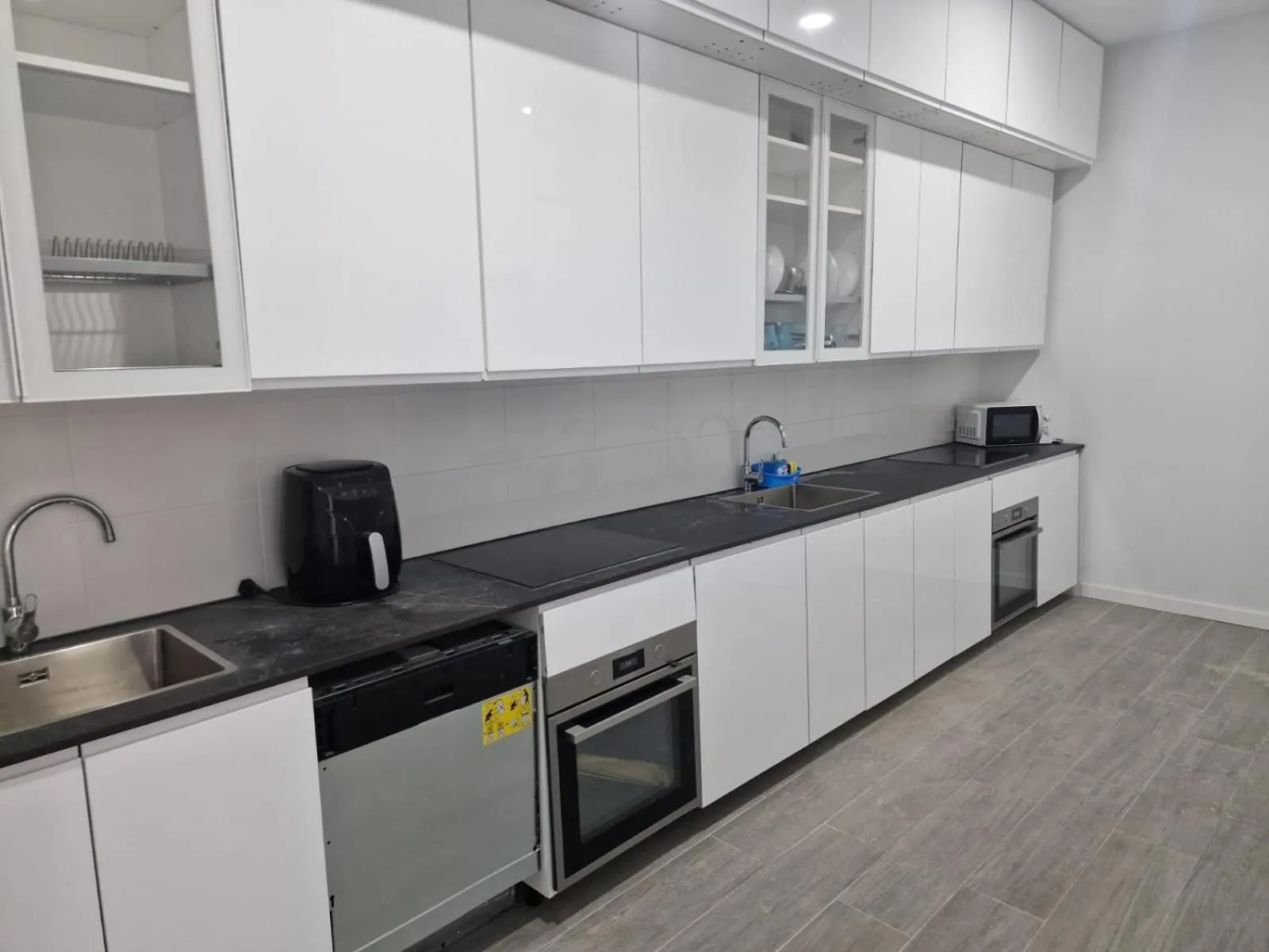 Double Room with Private Bathroom in Las Palmas Nest Hostel