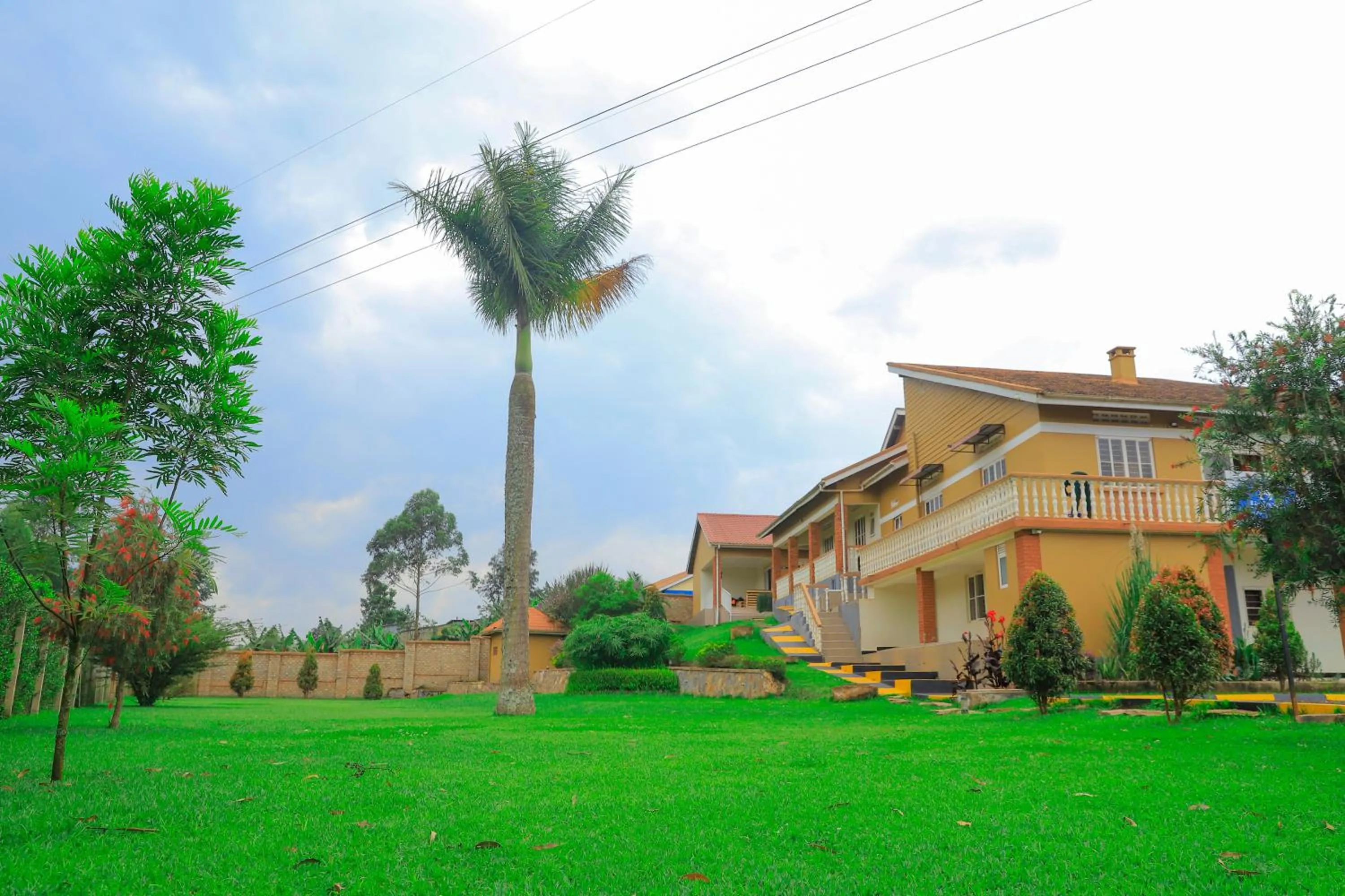 Property building in Hakyiri B&B