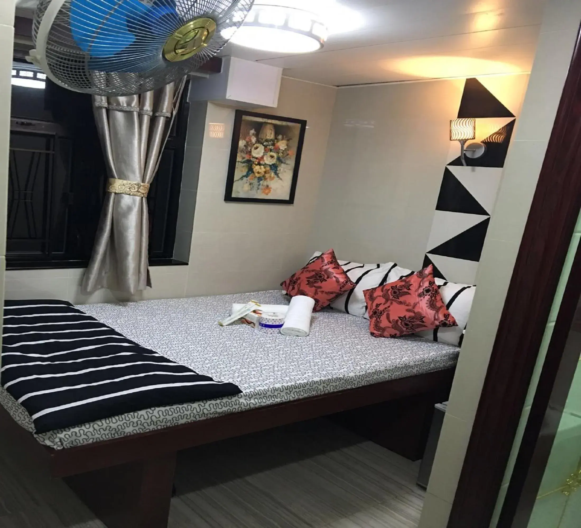 Decorative detail, Bed in Skycity Hostel Decorative detail, Bed in Skycity Hostel