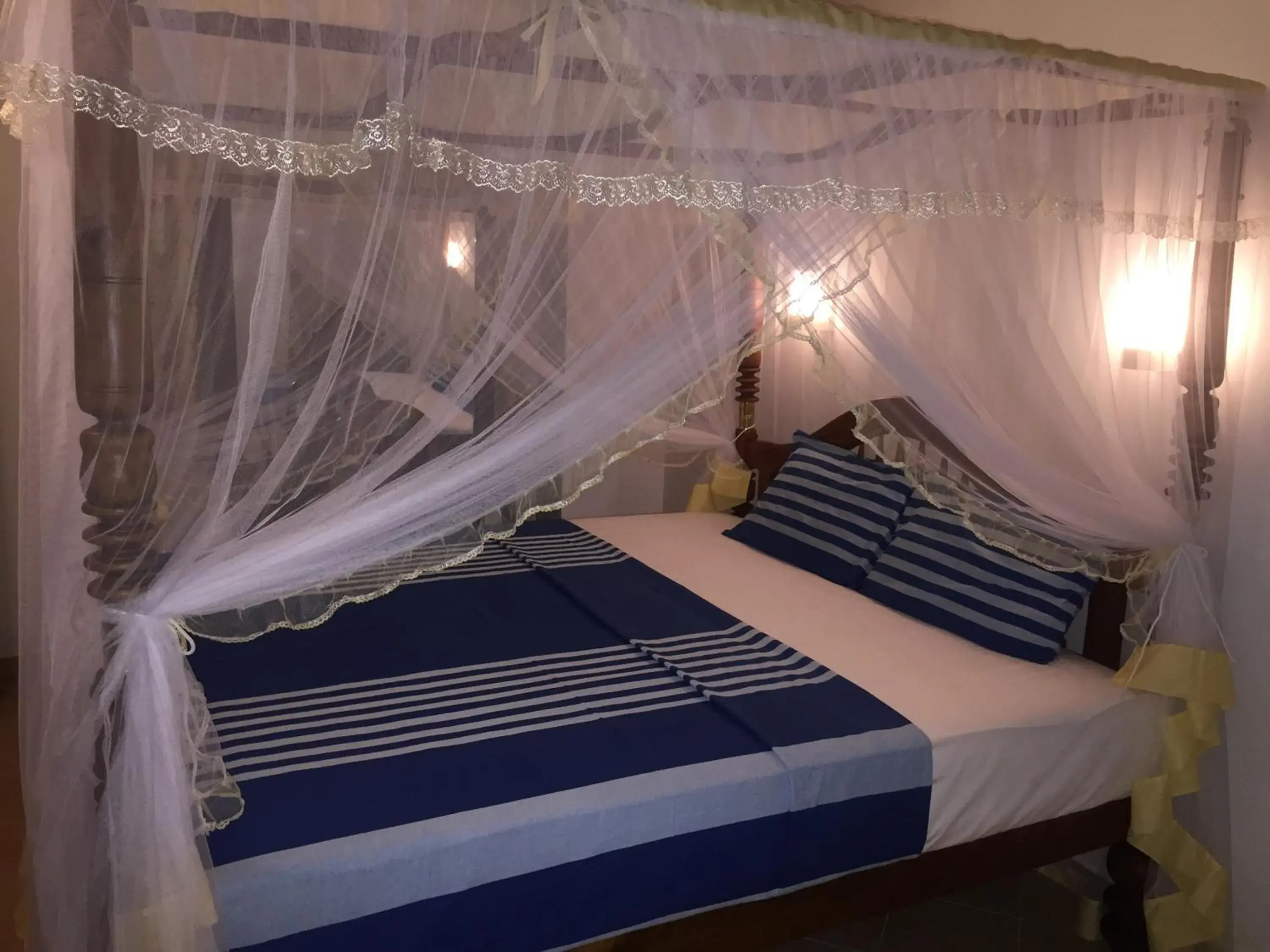 Deluxe Triple Room with Sea View in New Imperial Hotel Deluxe Triple Room with Sea View in New Imperial Hotel