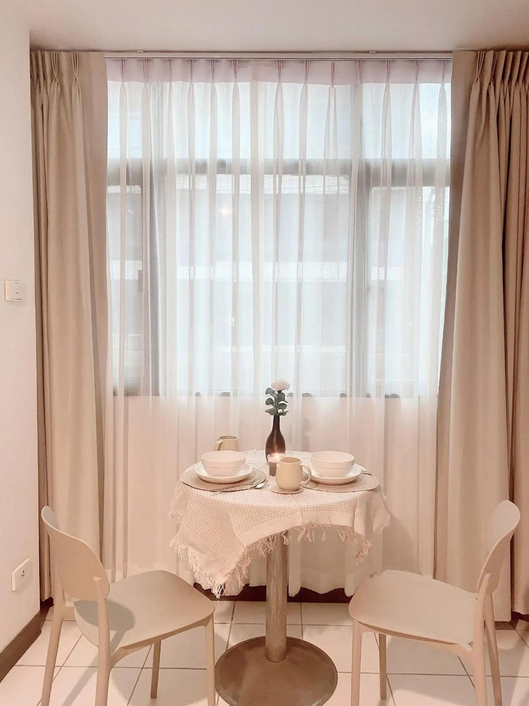 Jo Hometel Jo Hometel