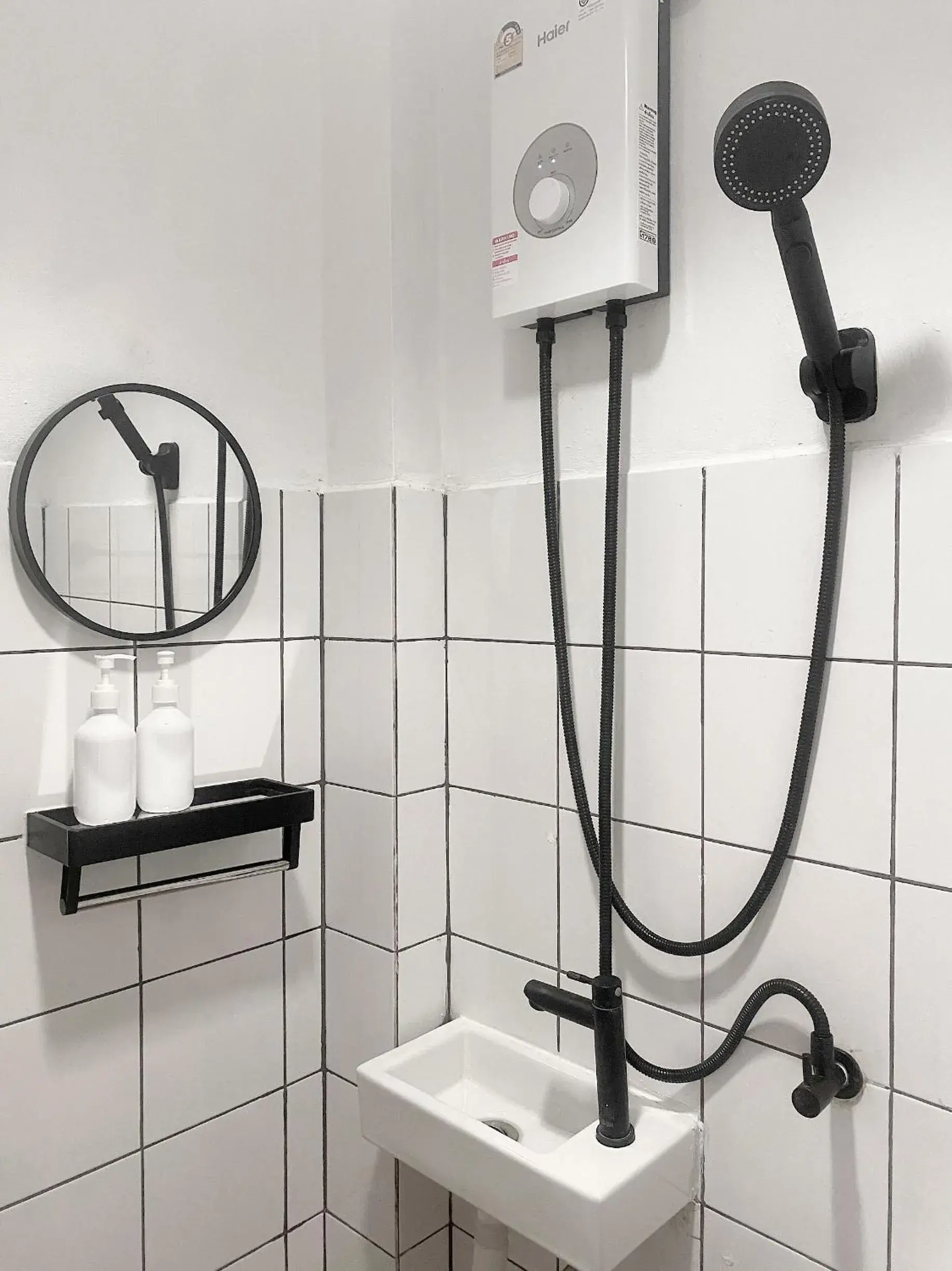 Jo Hometel Jo Hometel