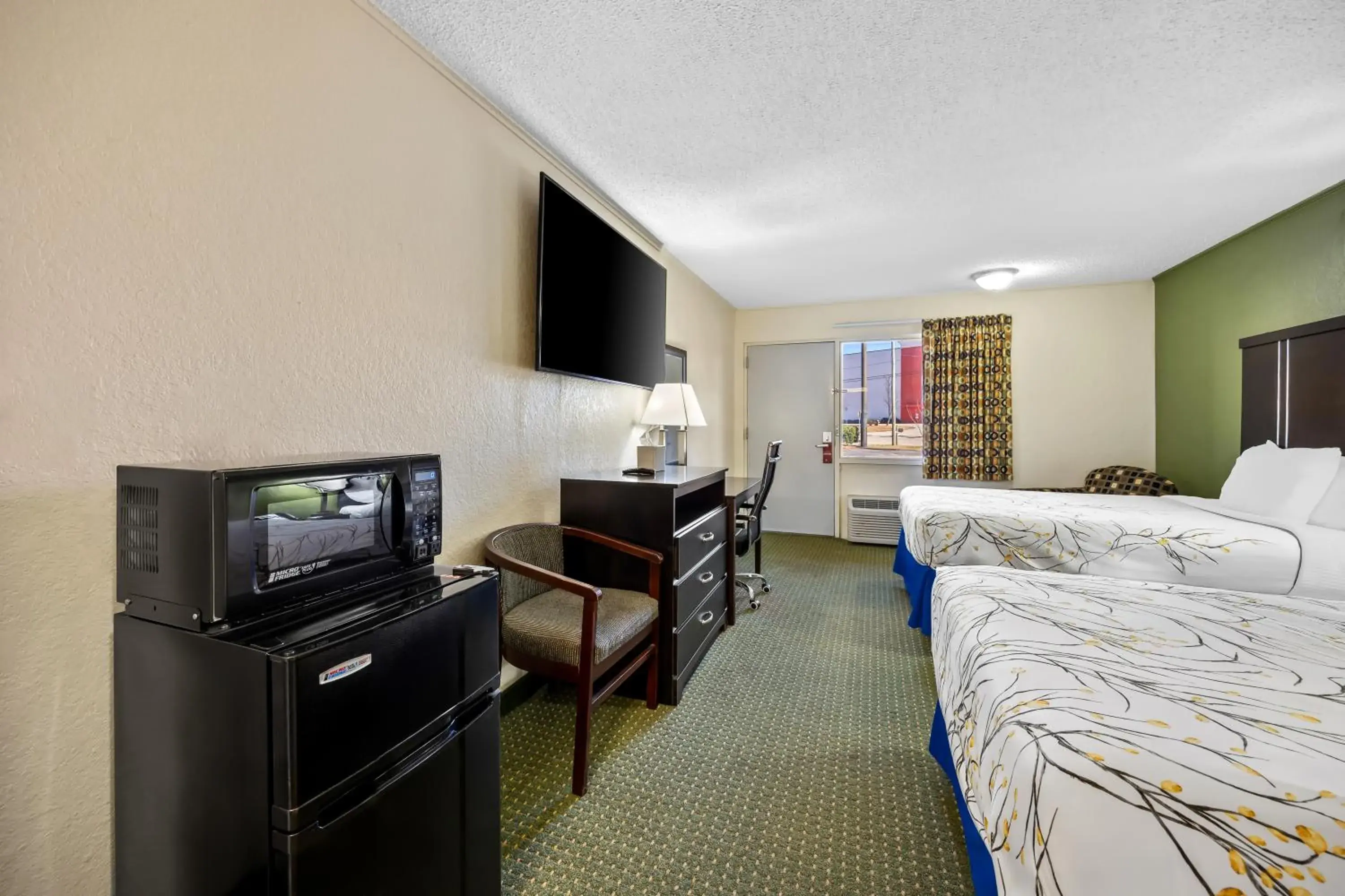 Bed in America's Best Value Inn-Columbia Bed in America's Best Value Inn-Columbia