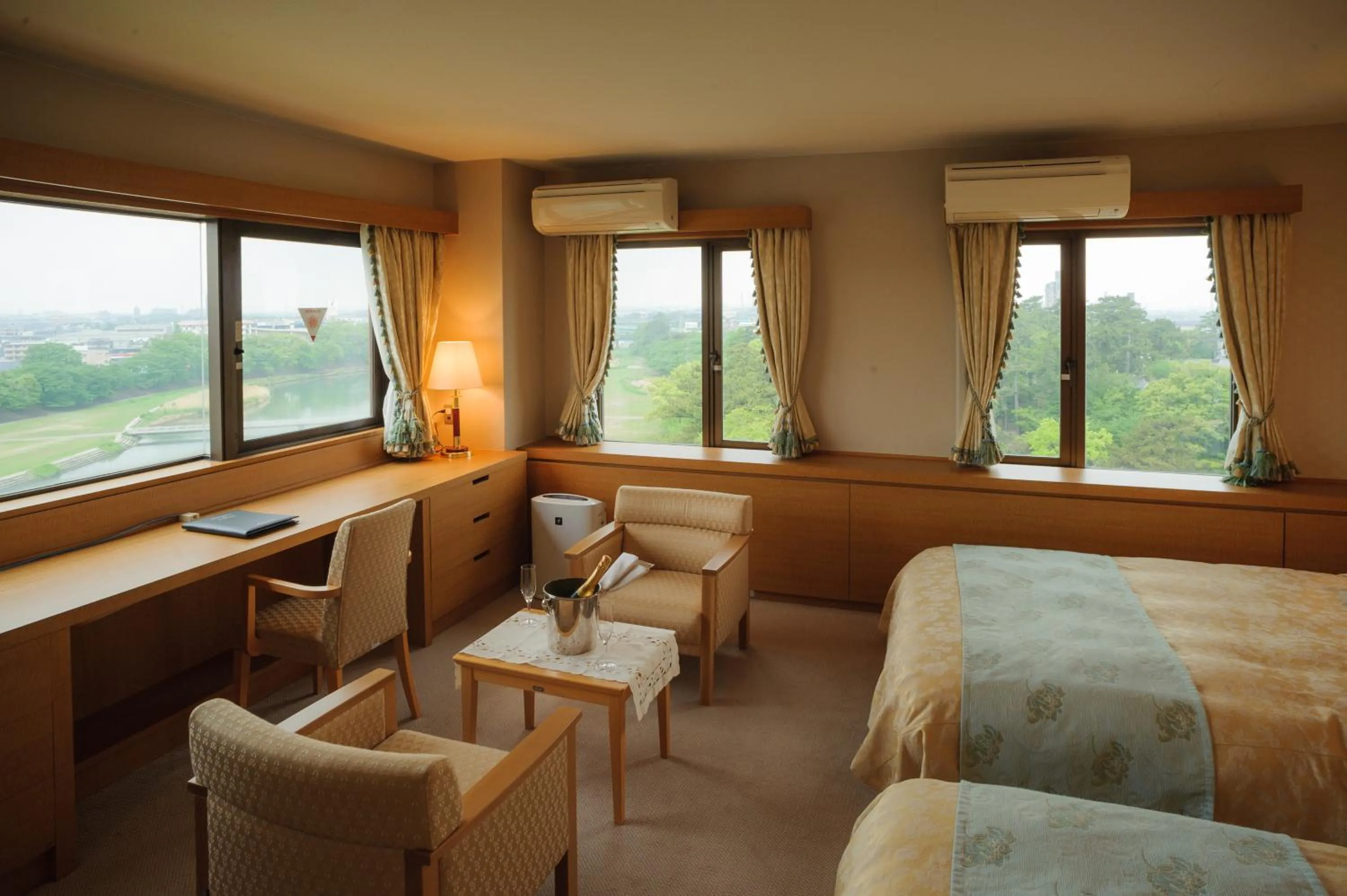 Photo of the whole room in Okazaki New Grand Hotel