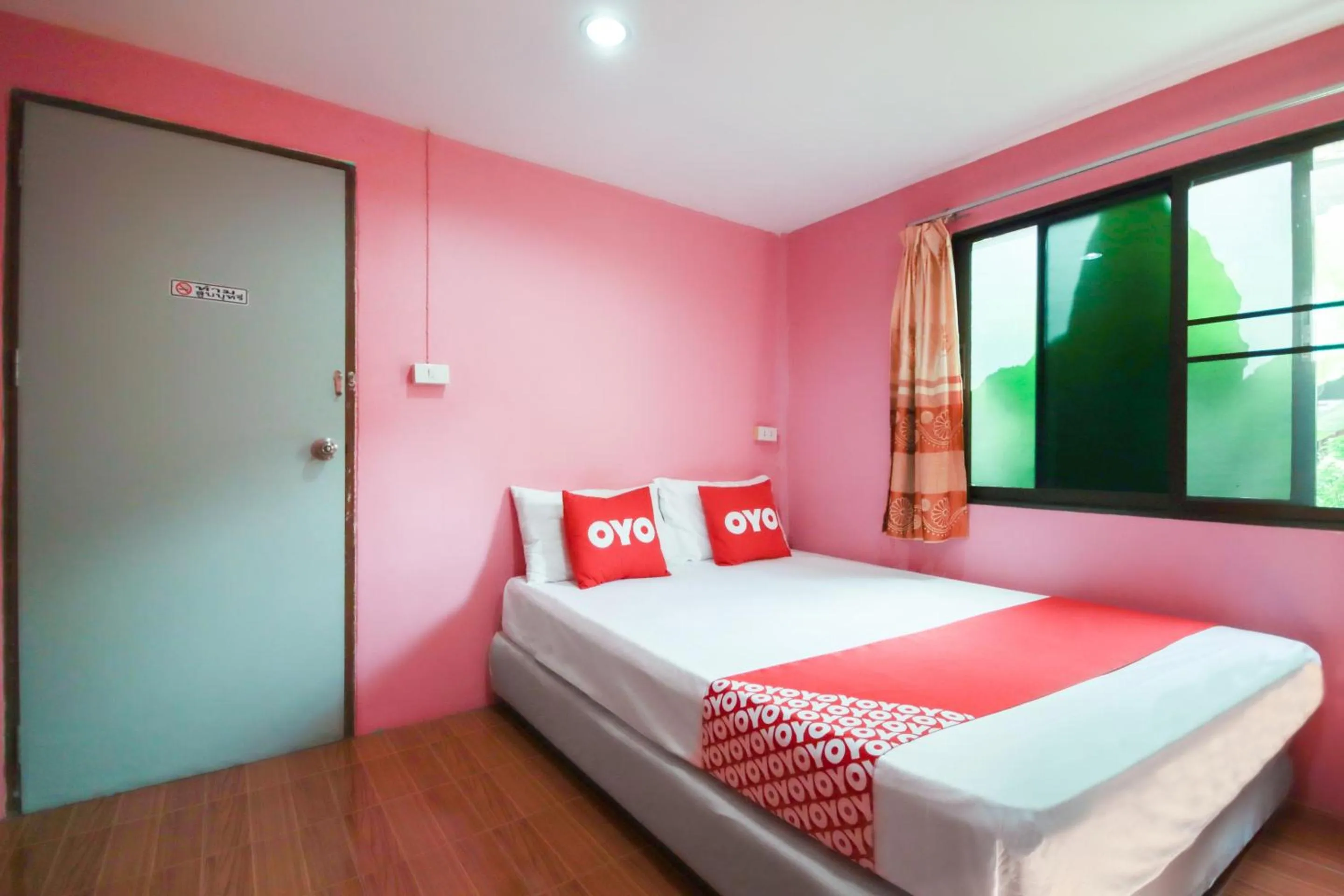 Bedroom in OYO 1163 Eden Hostel