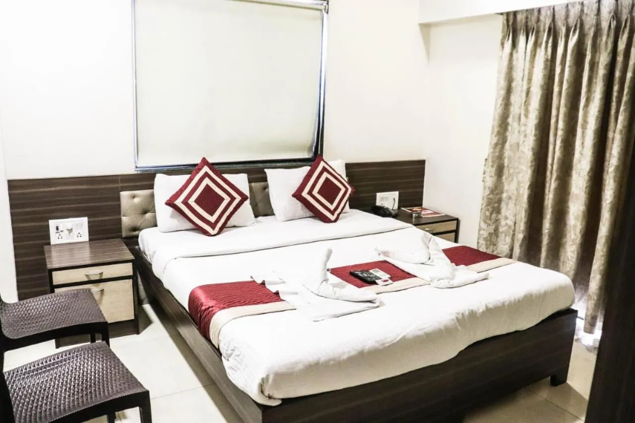 Photo of the whole room, Bed in Hotel Shelter Palace