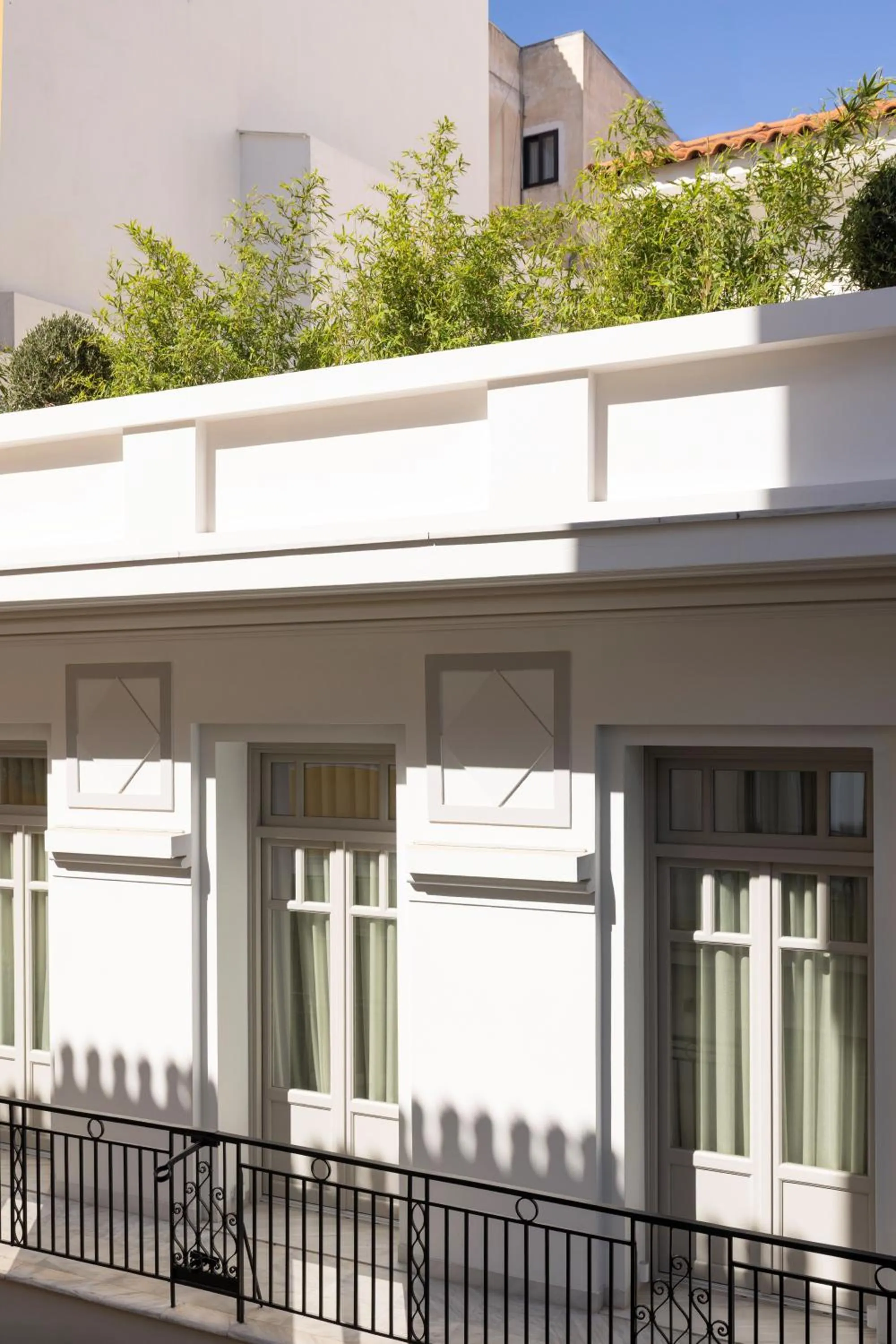 Facade/entrance in Silk n Cotton