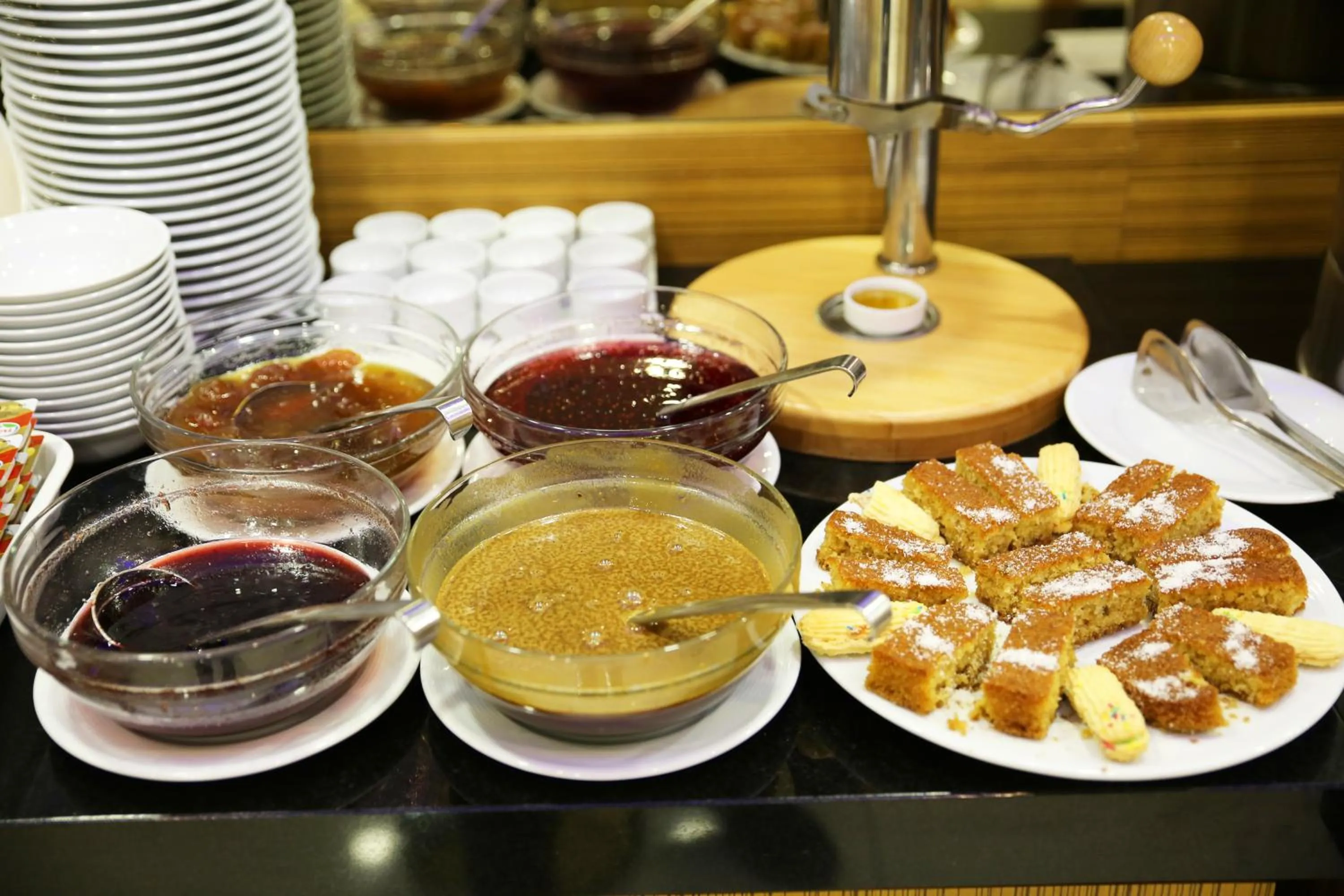 Breakfast in Alpinn Hotel Istanbul