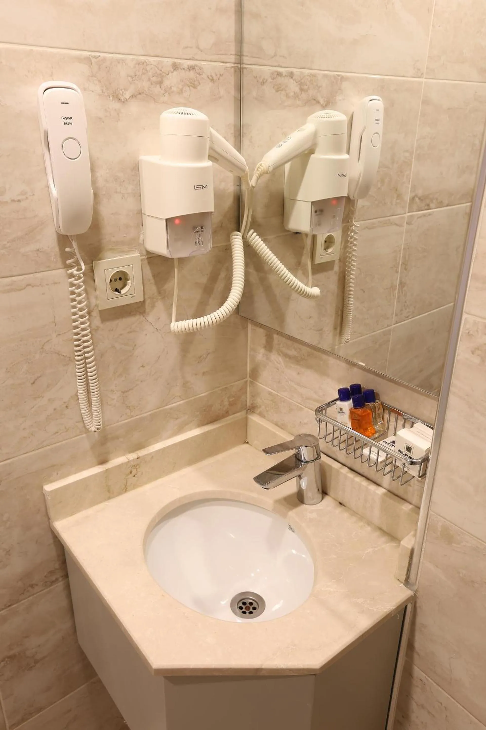 Bathroom in Alpinn Hotel Istanbul