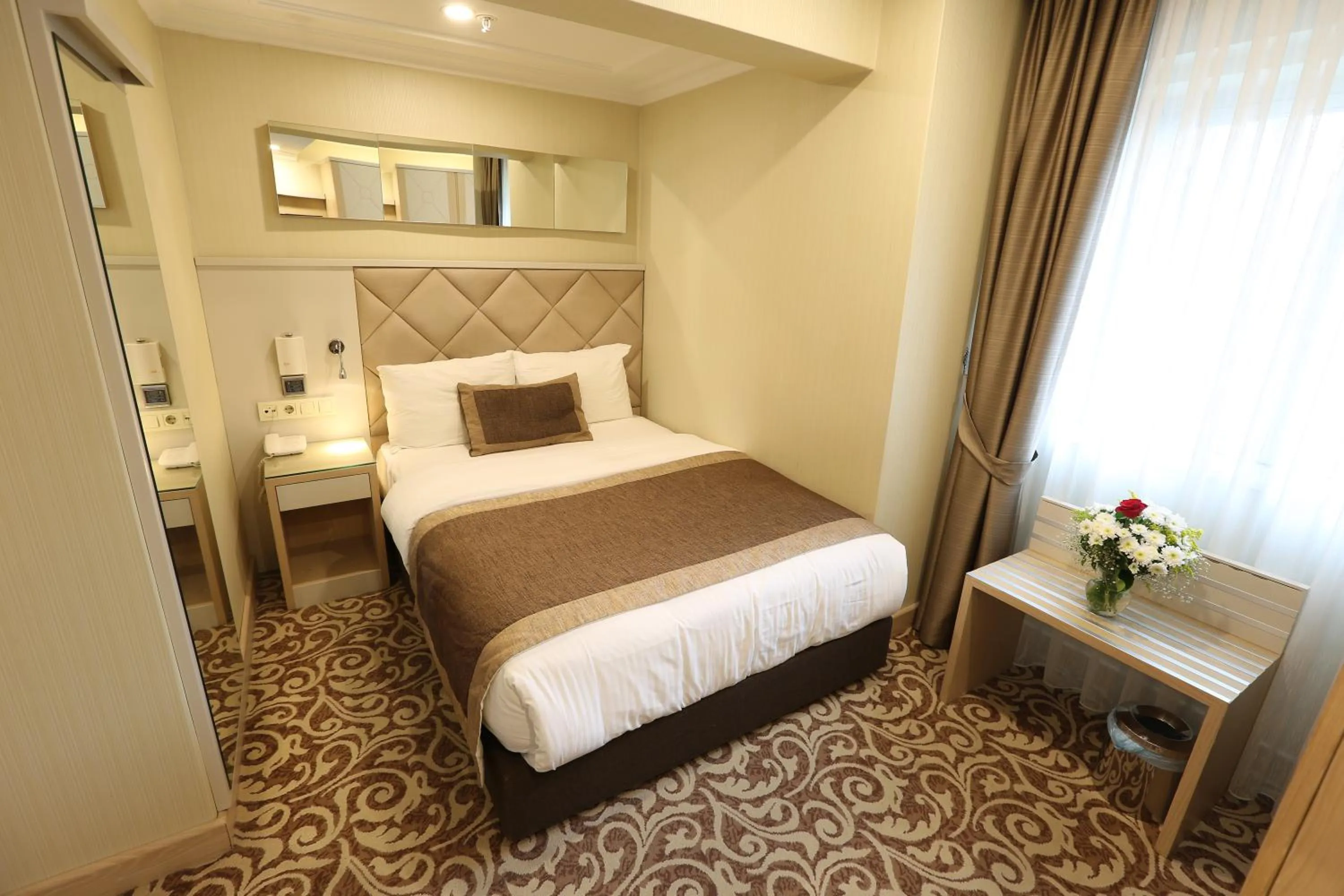 Bed in Alpinn Hotel Istanbul