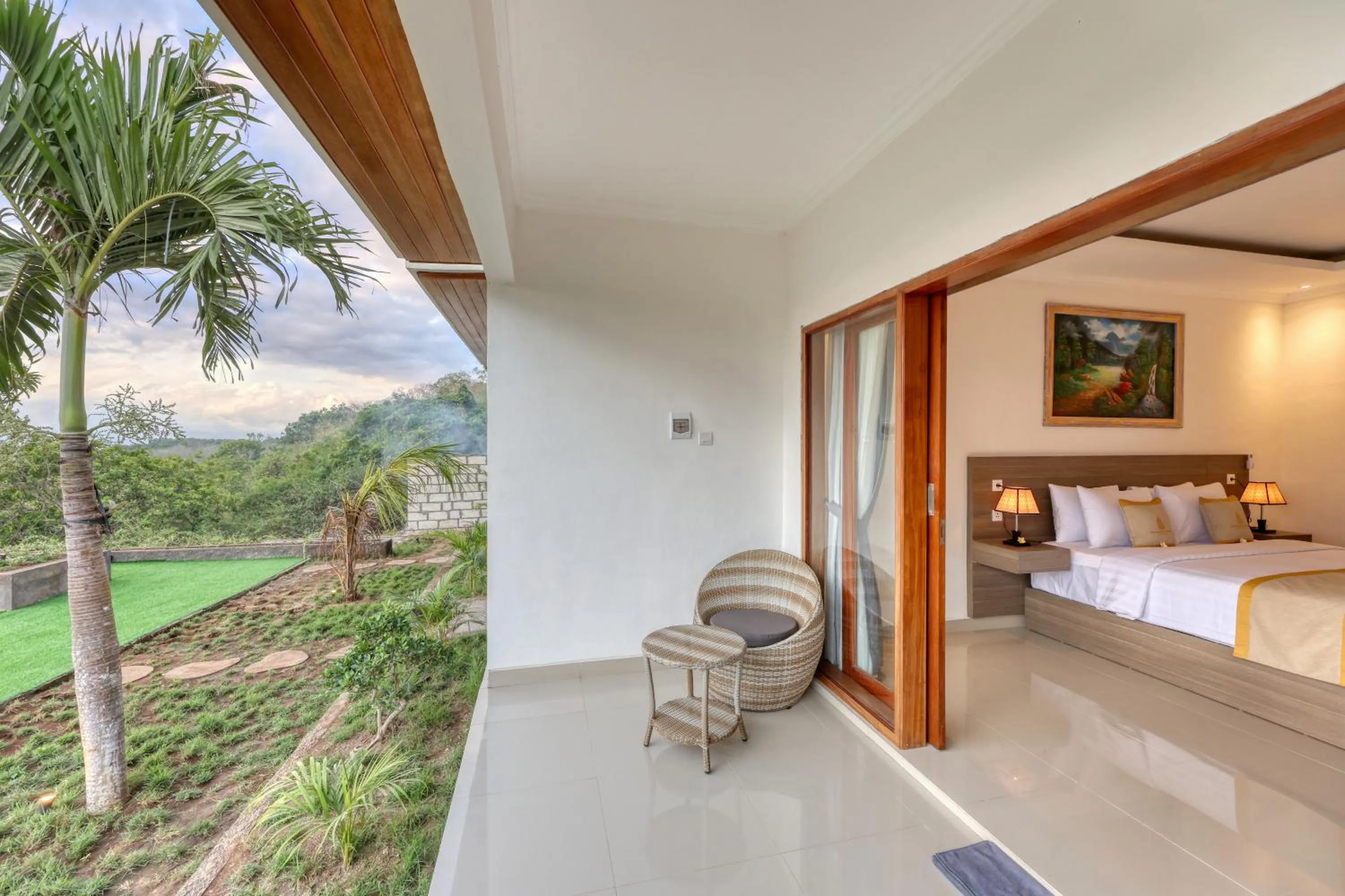 Balcony/Terrace, Bed in Kelingking Parama Resort