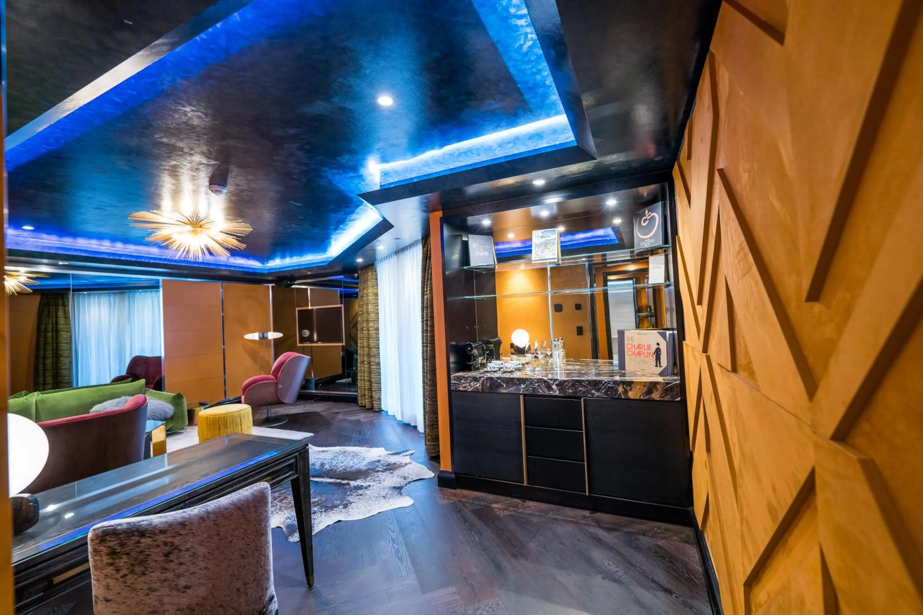 Living room in FIVE Zurich - Luxury City Resort