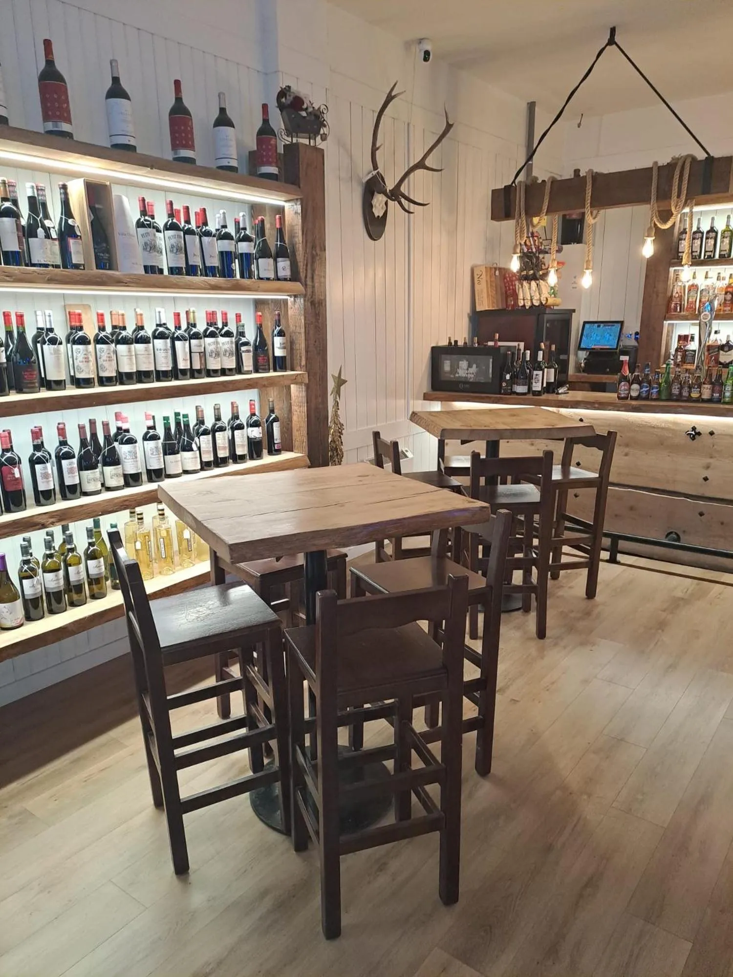 Restaurant/places to eat in Hotel Merino