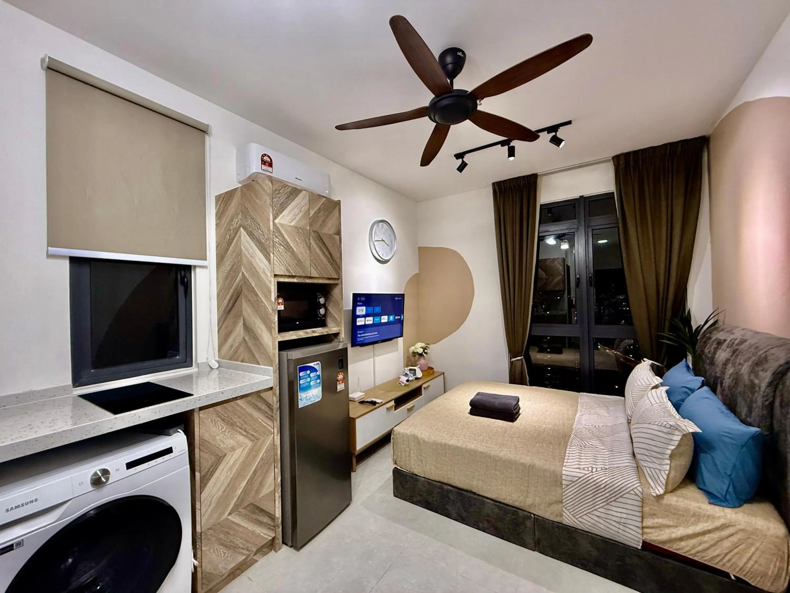 Neu Suites Service Apartment By Moonlight