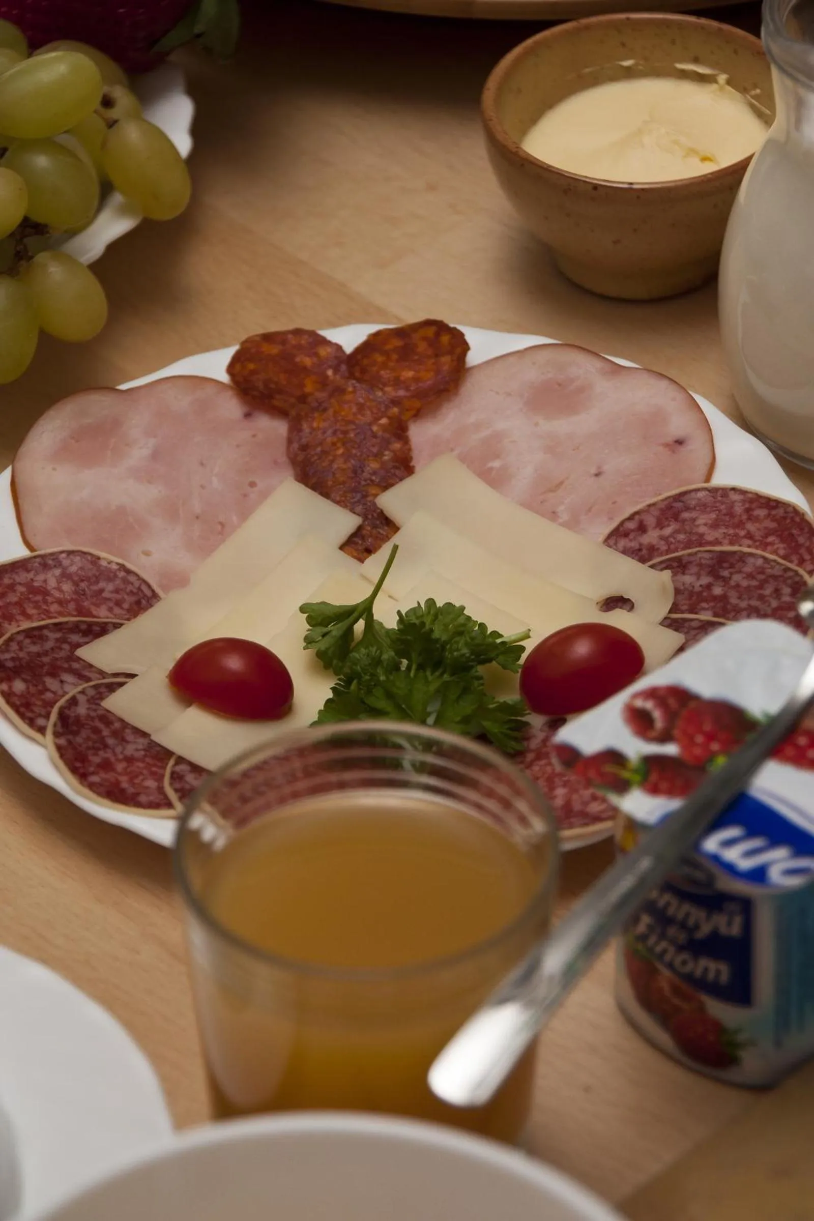 Food in Bellevue Budapest B&B