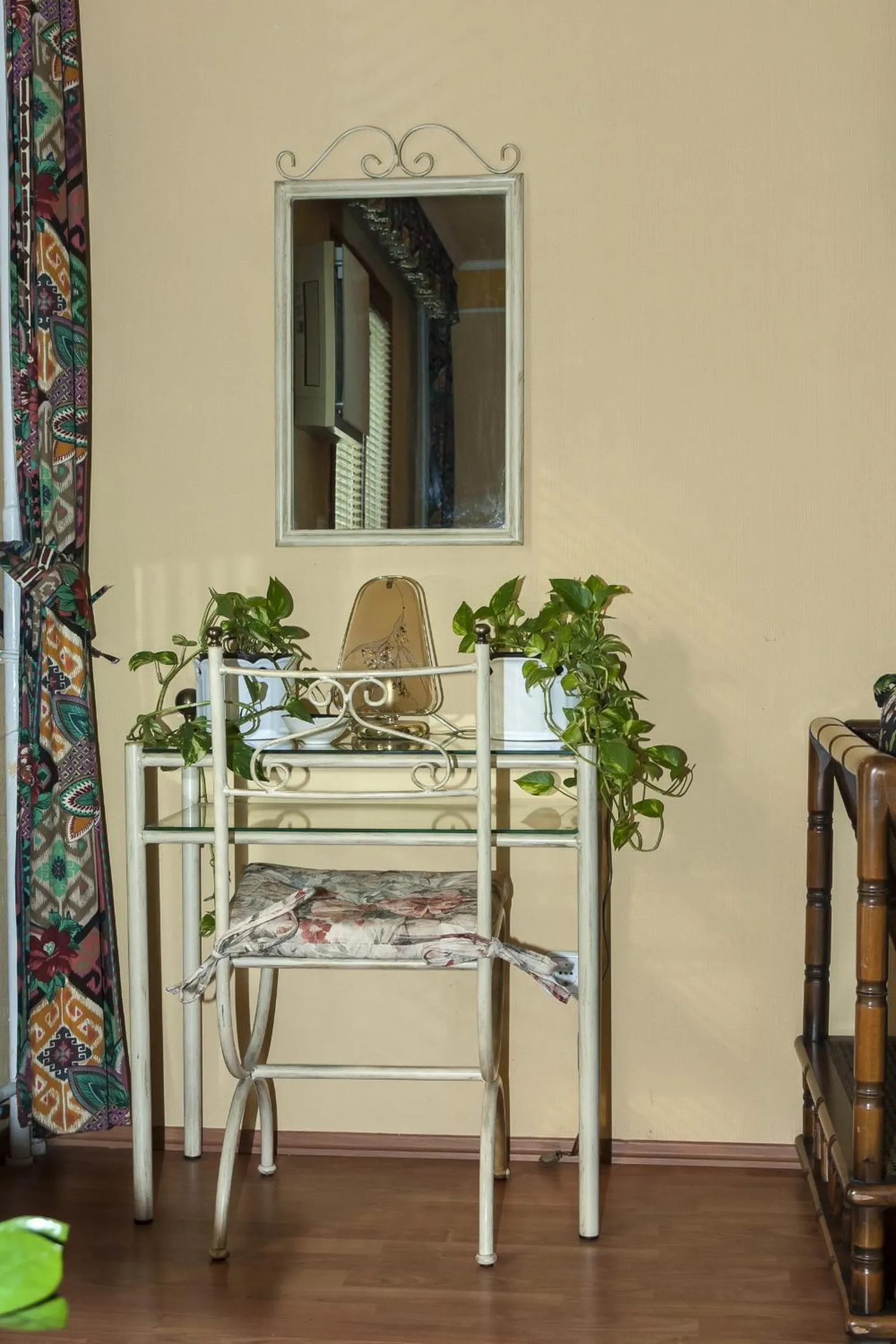 Decorative detail in Bellevue Budapest B&B