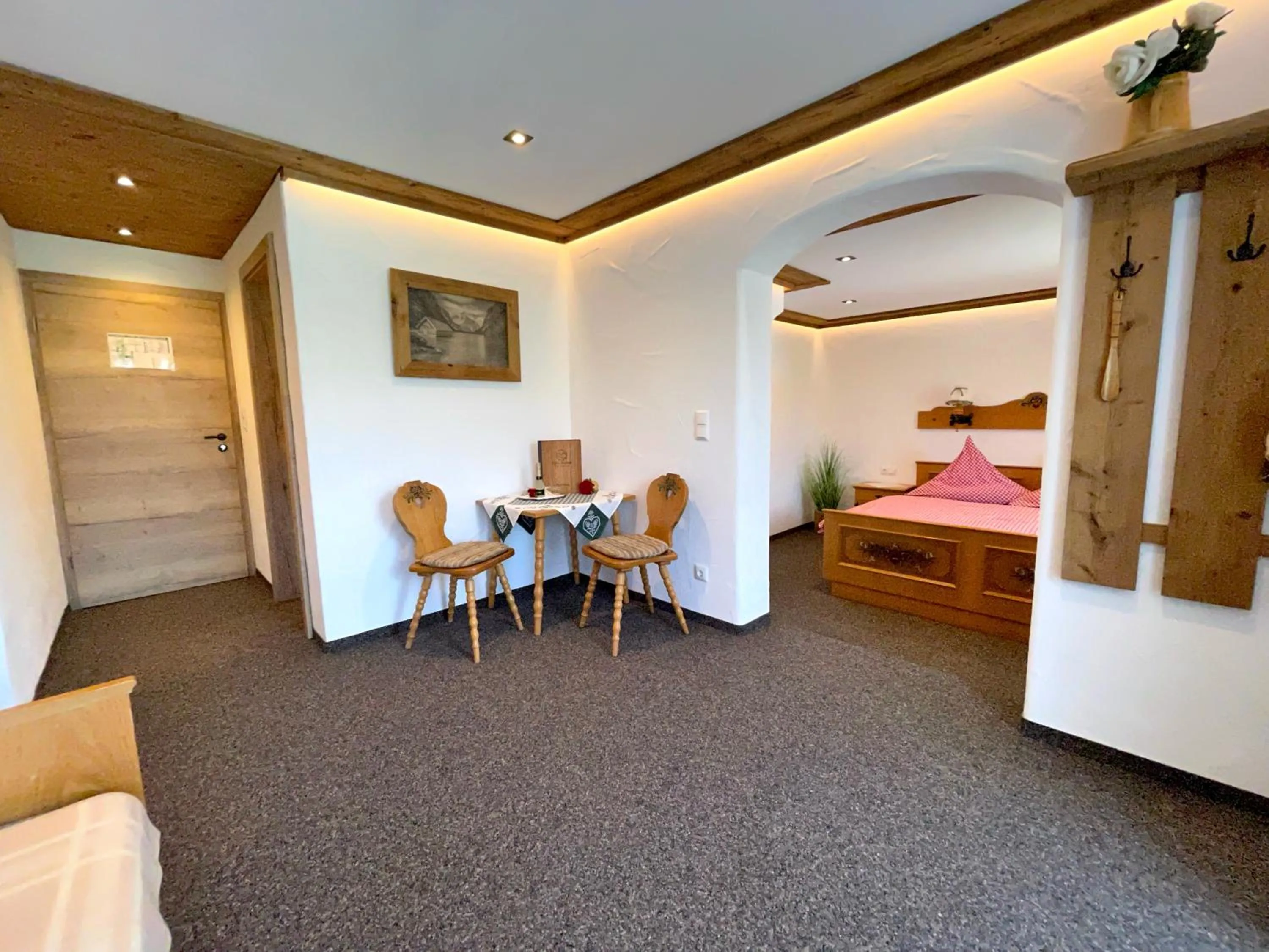 Photo of the whole room, Bed in Pension Loiplstüberl