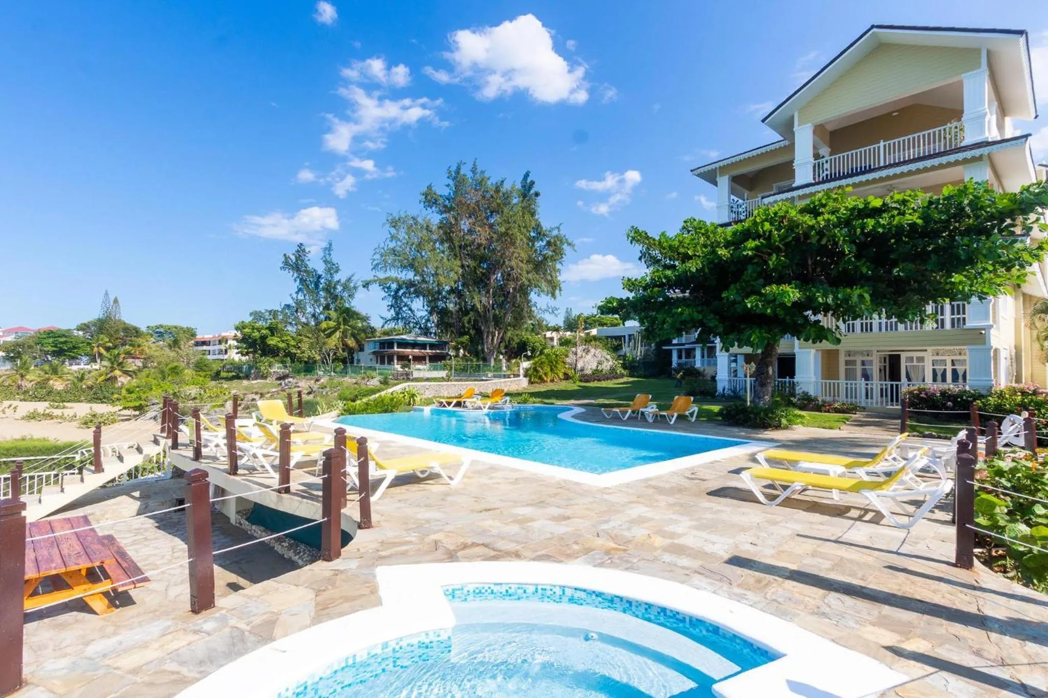 Los Balcones, Sosua, Ocean Front!