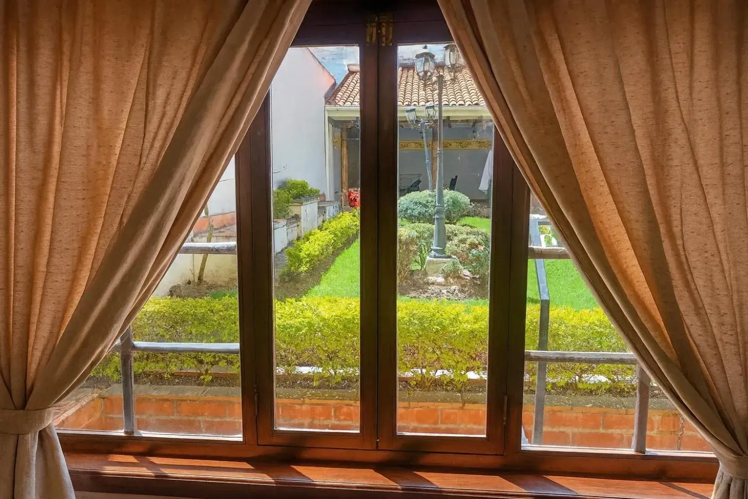 Inner courtyard view in SÁ Hotel Inner courtyard view in SÁ Hotel
