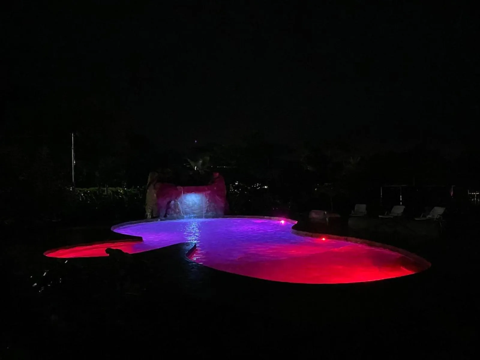 Night in Cabinas La Catarata