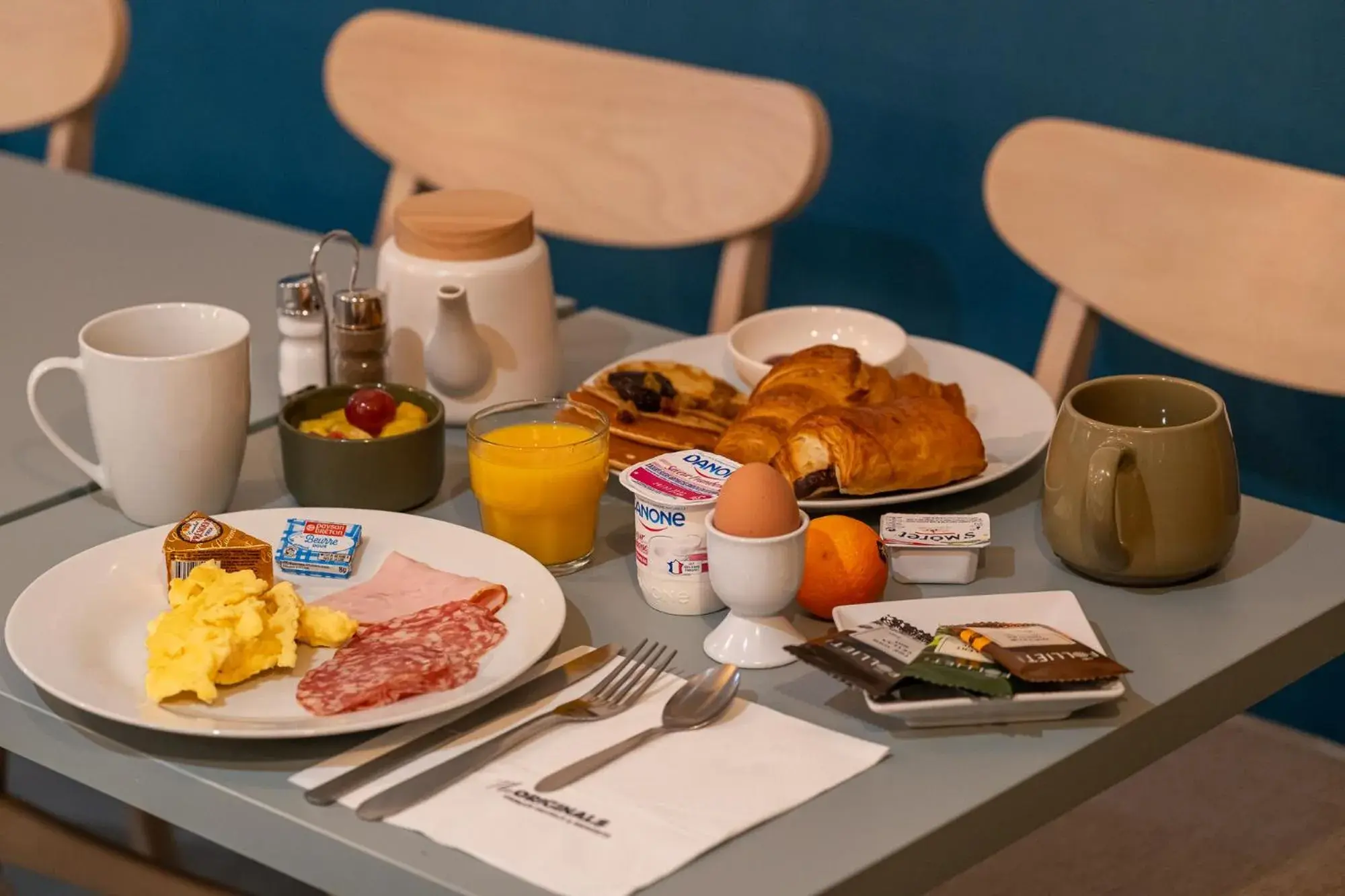 Breakfast in The Originals Résidence Paris Sud Villejuif Breakfast in The Originals Résidence Paris Sud Villejuif