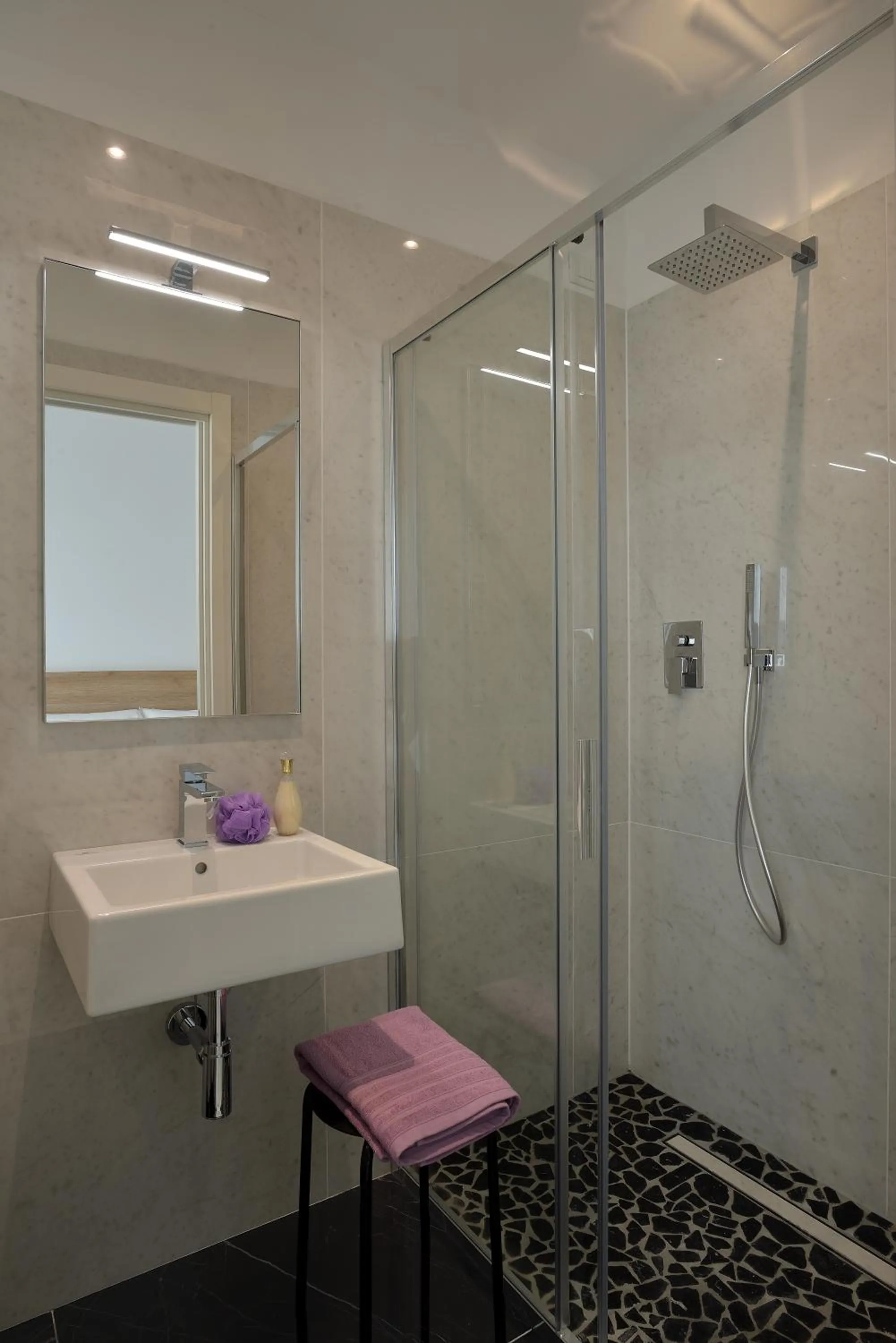 Shower in Hotel Ducale