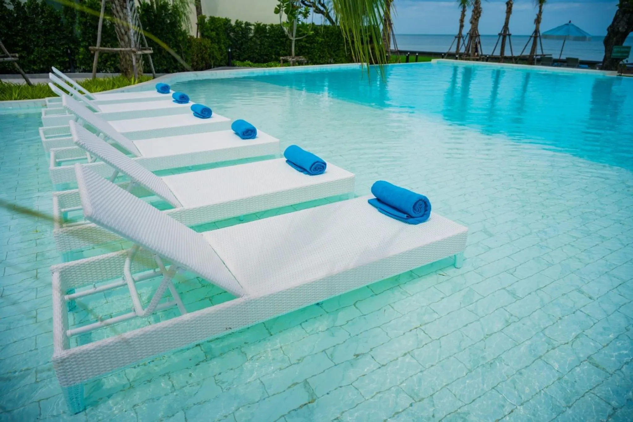 Swimming pool in Aviyana Hua Hin