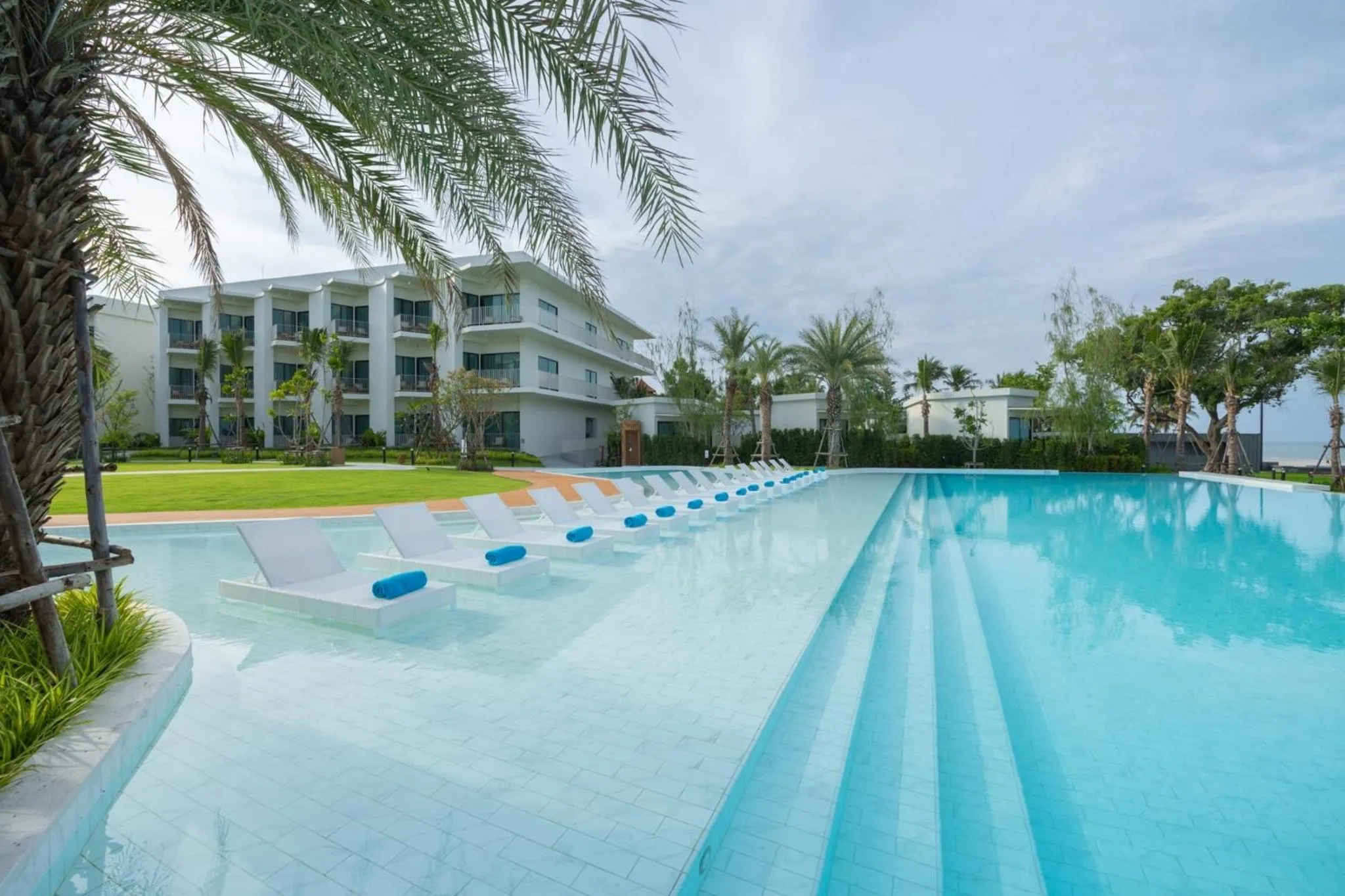 Swimming pool in Aviyana Hua Hin