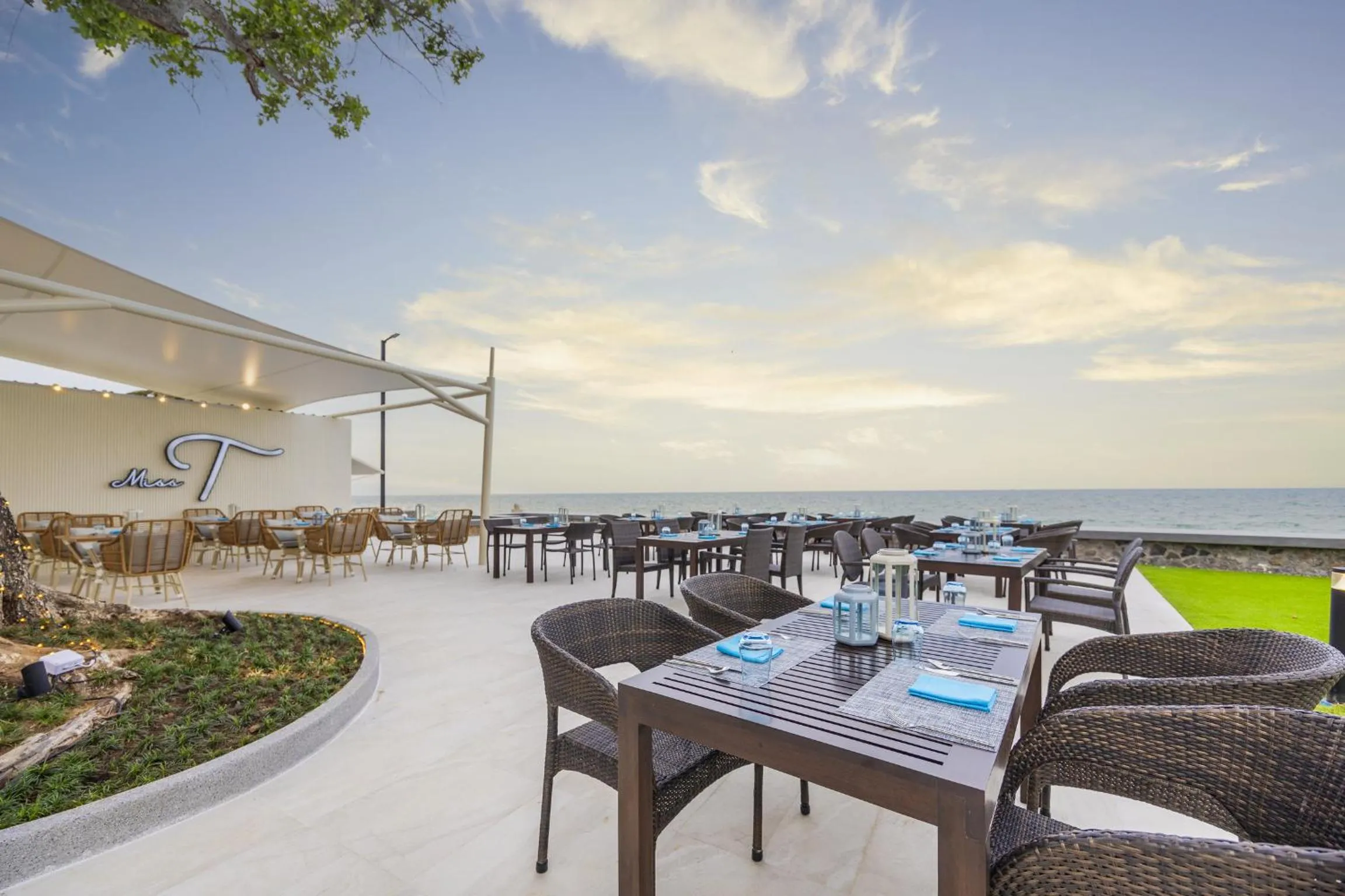 Restaurant/places to eat in Aviyana Hua Hin