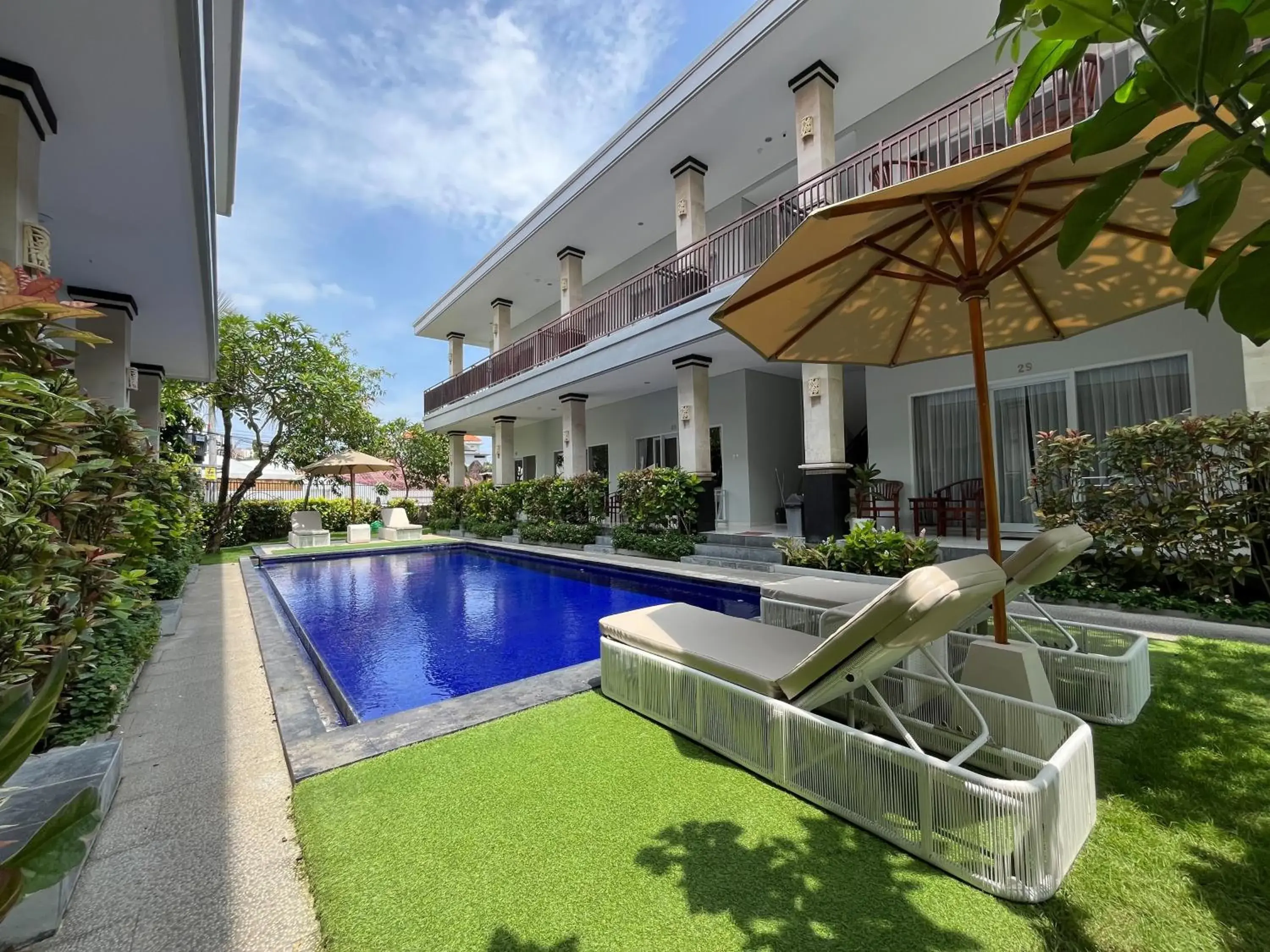 Property building in Cove Arganta Property building in Cove Arganta