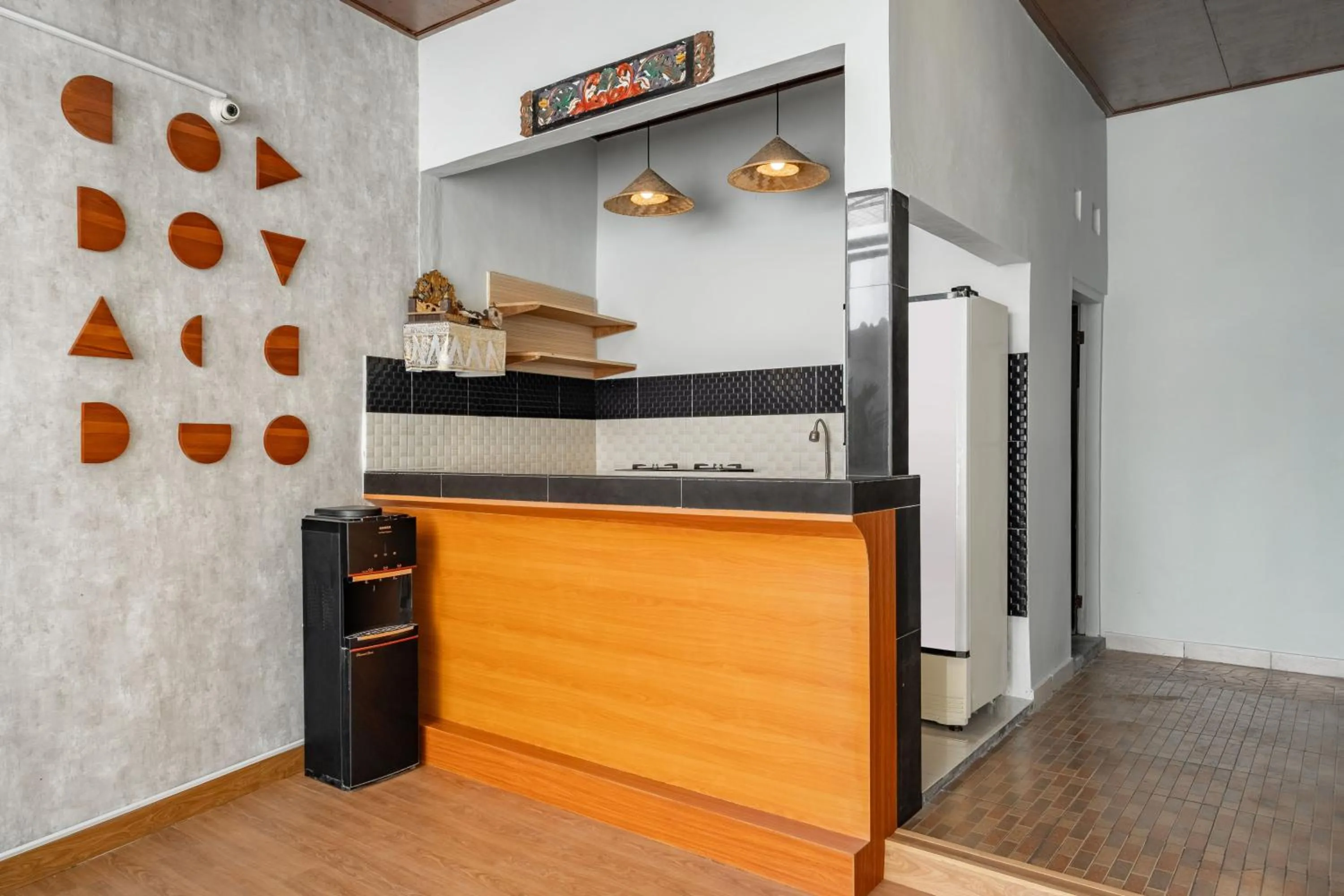 Communal kitchen in Cove Arganta