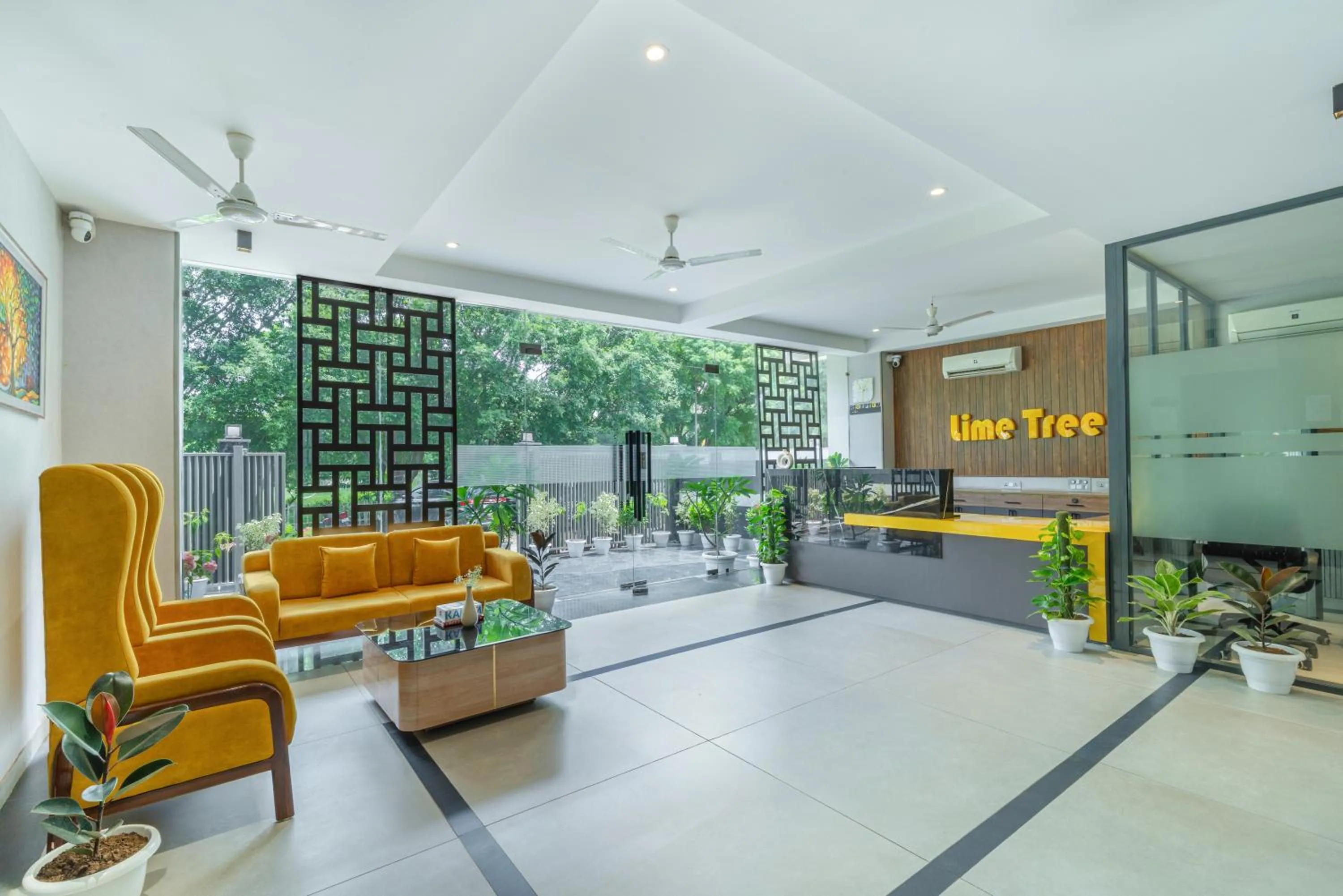 Lime Tree Hotel & Stays Greater Noida Nearby India Expo Centre & Mart