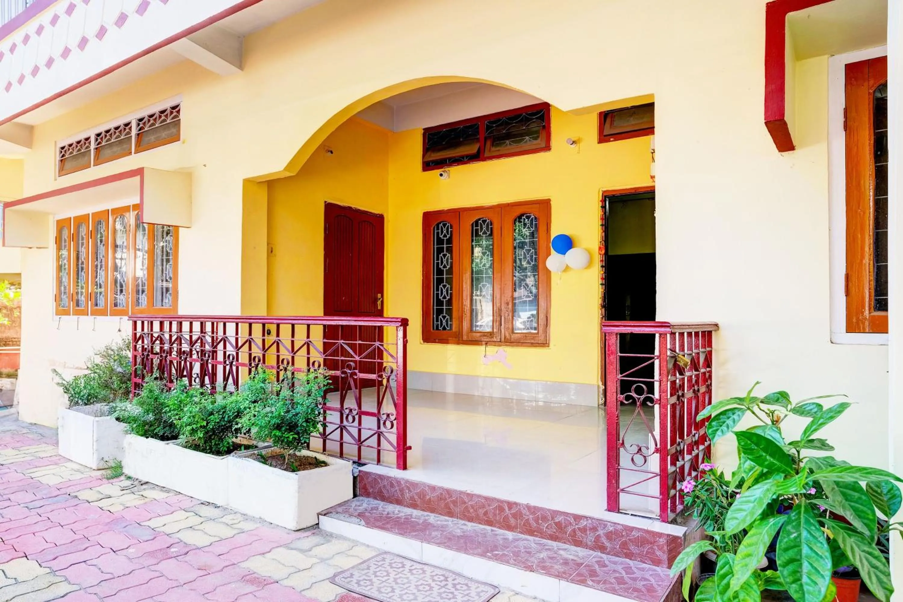 Facade/entrance in Super Hotel O Modern Home