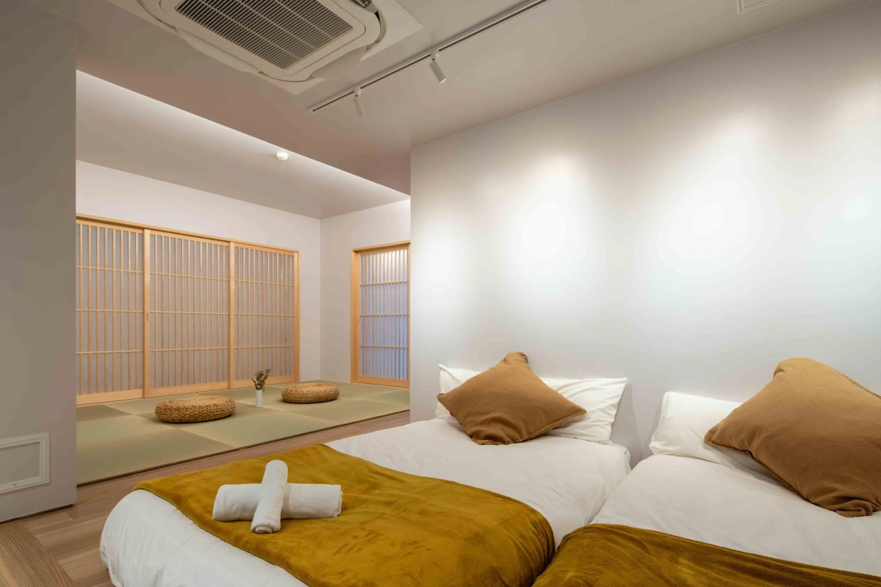 KUTSUROGI SAUNA and STAY