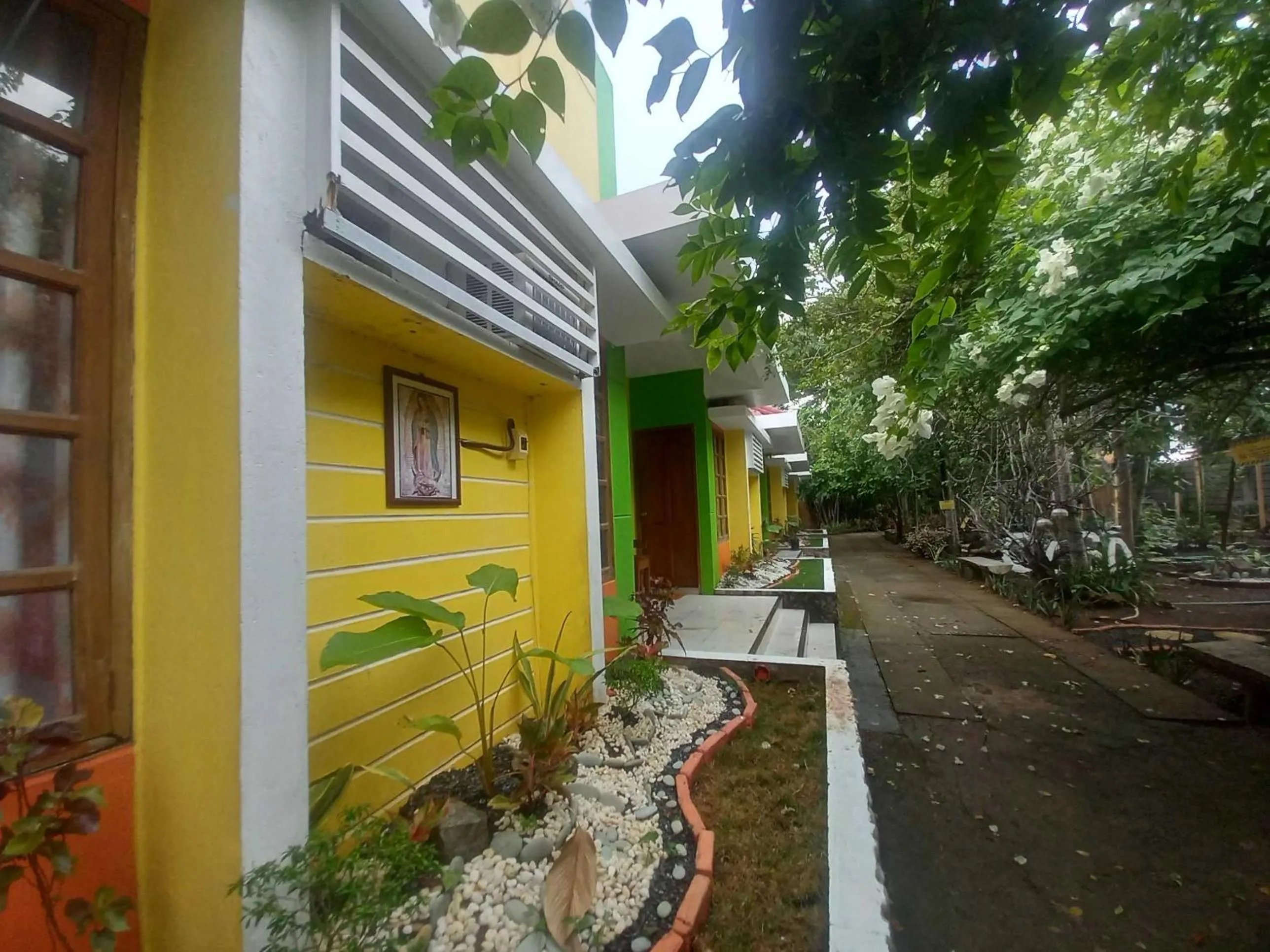 Facade/entrance in Casa Felicisima Inn