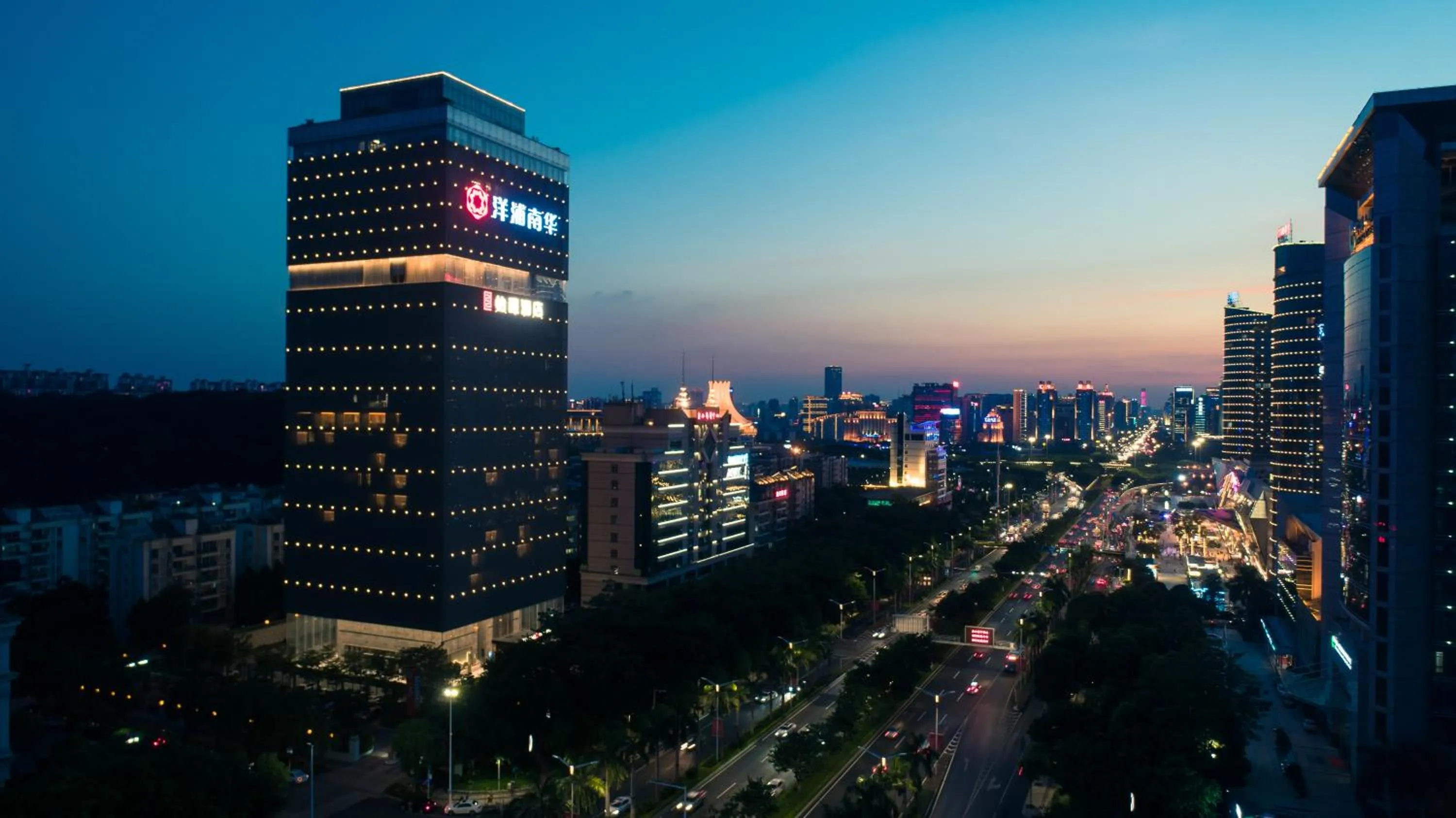 Night in ECHENG Hotel, Nanning Wanda Plaza Convention and Exhibition Center