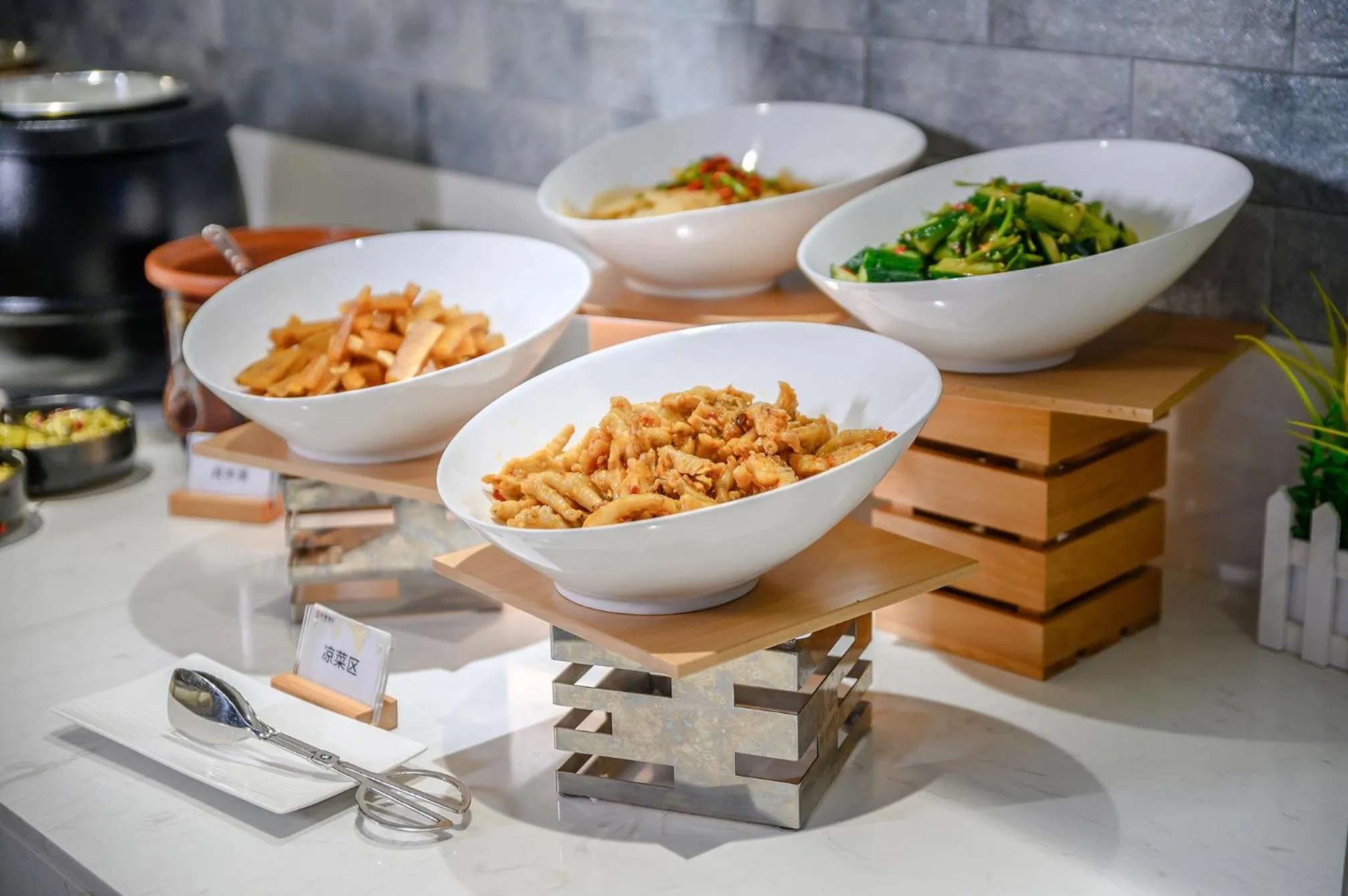 Buffet breakfast in ECHENG Hotel, Nanning Wanda Plaza Convention and Exhibition Center