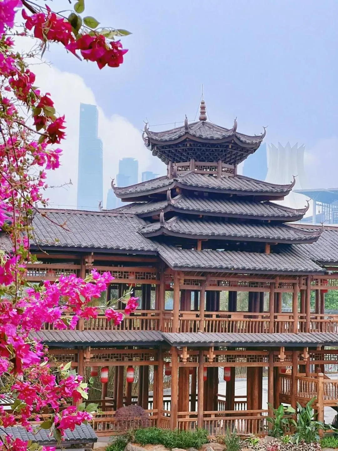 Landmark view in ECHENG Hotel, Nanning Wanda Plaza Convention and Exhibition Center