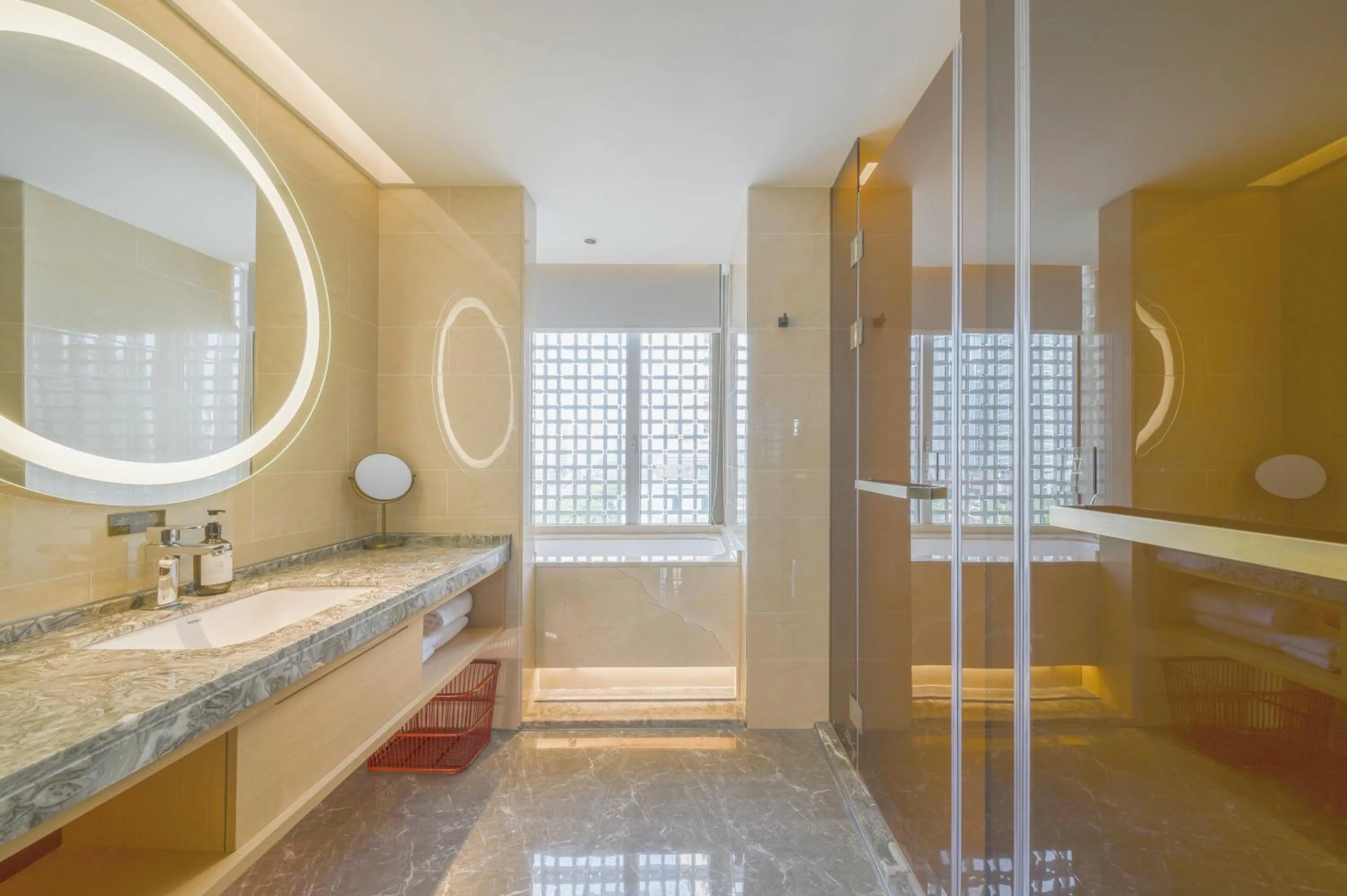 Toilet in ECHENG Hotel, Nanning Wanda Plaza Convention and Exhibition Center