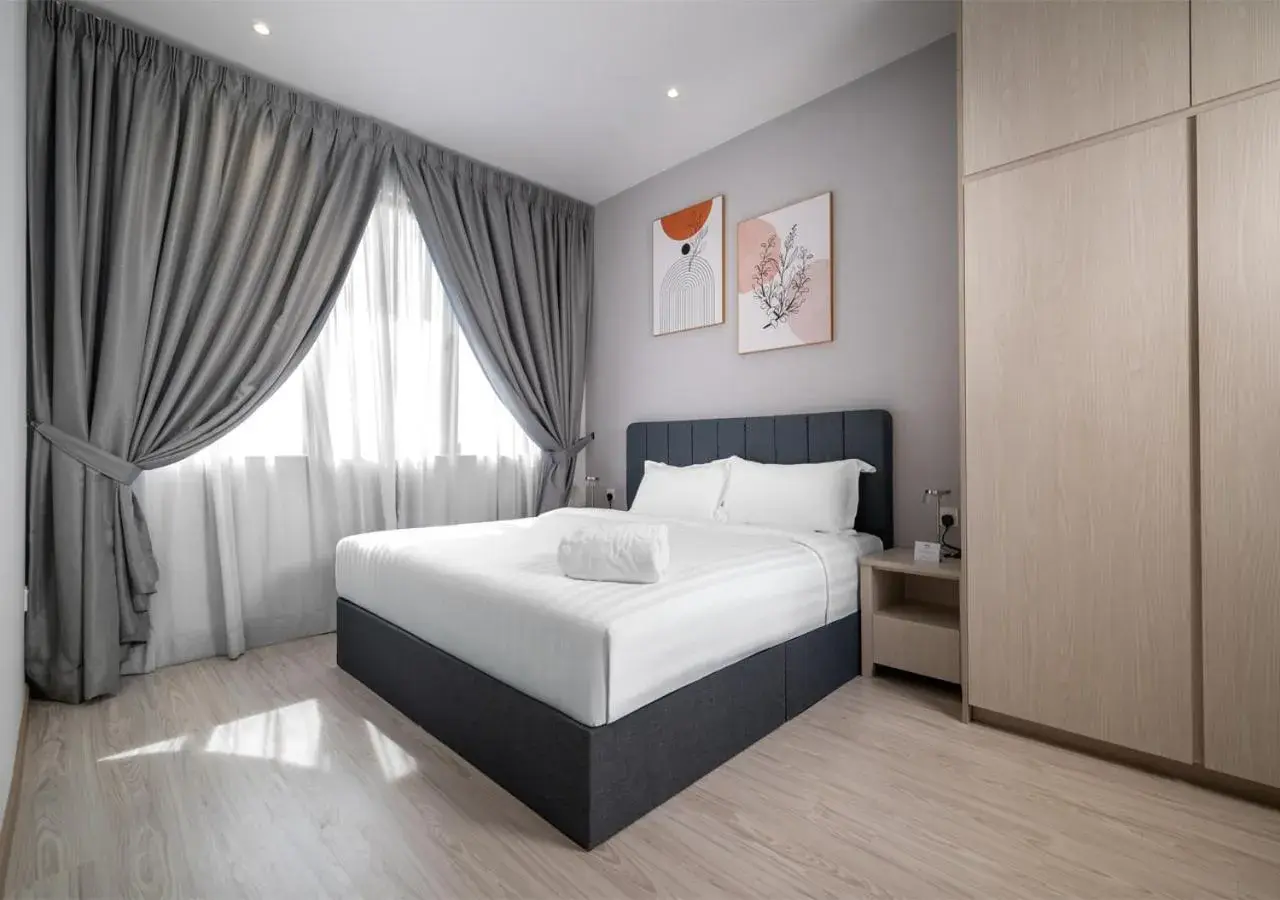 Bedroom, Bed in Iconic Regency Service Residences, managed by Iconic Hotel Bedroom, Bed in Iconic Regency Service Residences, managed by Iconic Hotel