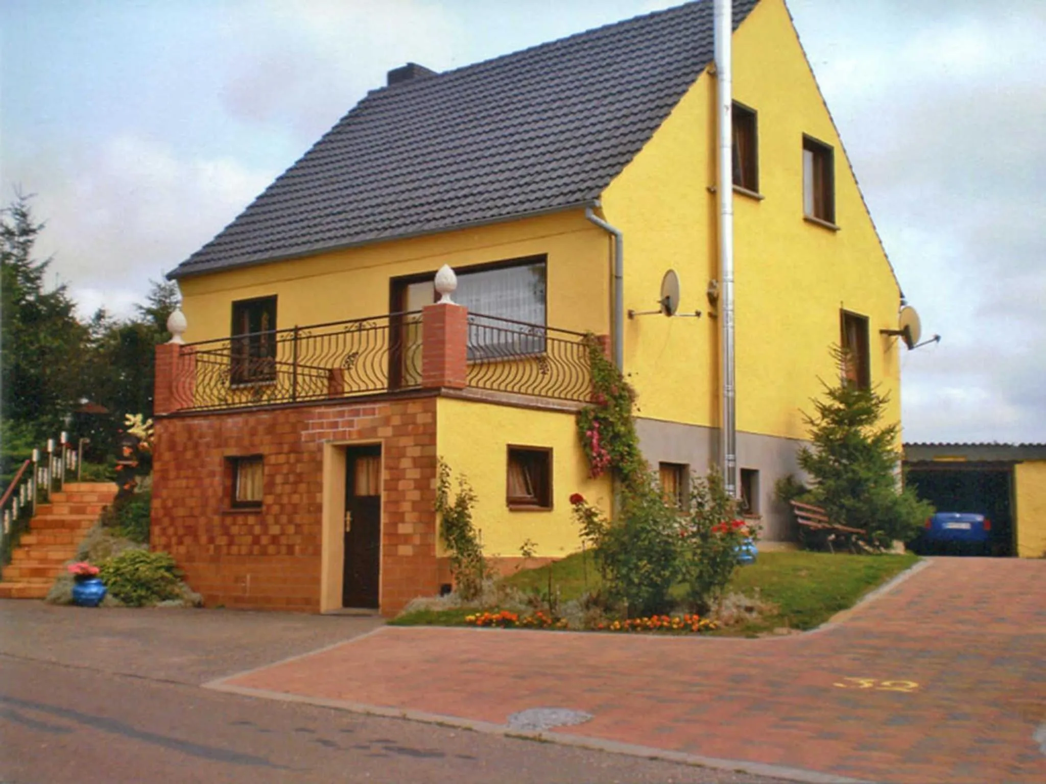 Property building in Apartment Kenz-Küstrow