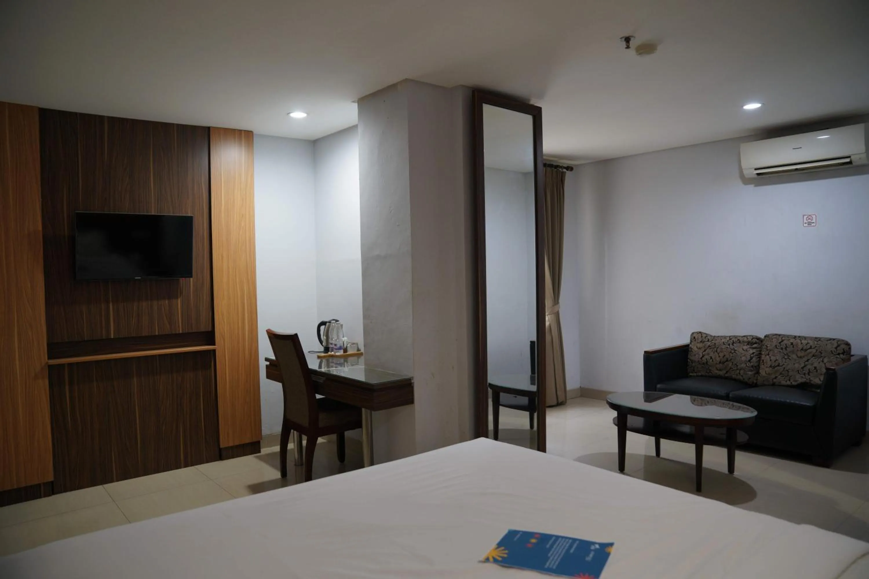 Bedroom, Bed in D'Arcici Hotel Sunter