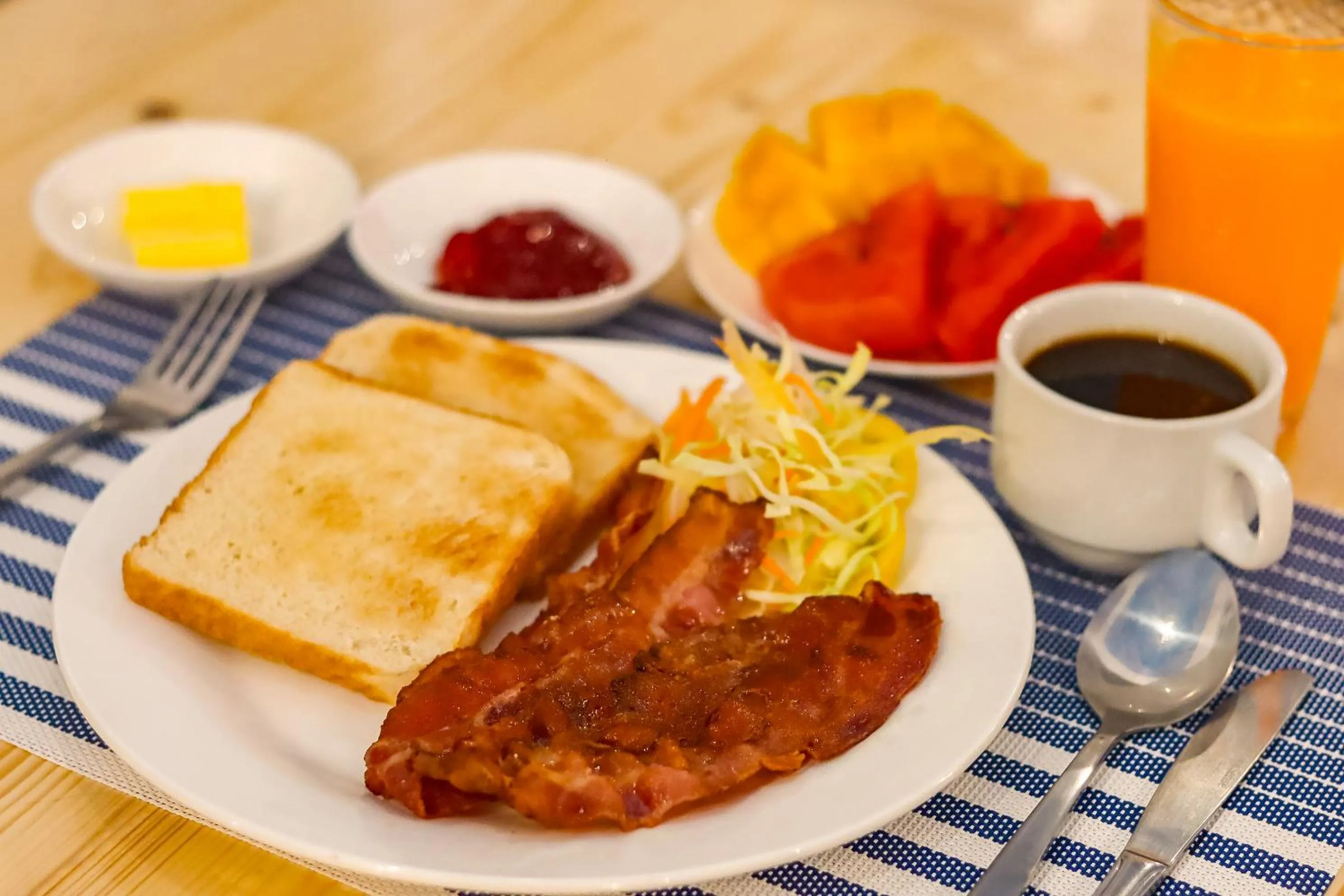 Food and drinks in Bolabog Beach Resort